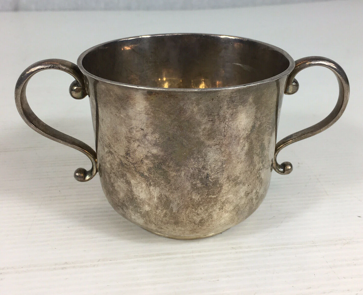 Antique Twin Handled Cup Britannia Solid Silver Robert Frederick Fox 1913 Retailed By Tessier London - Made In London