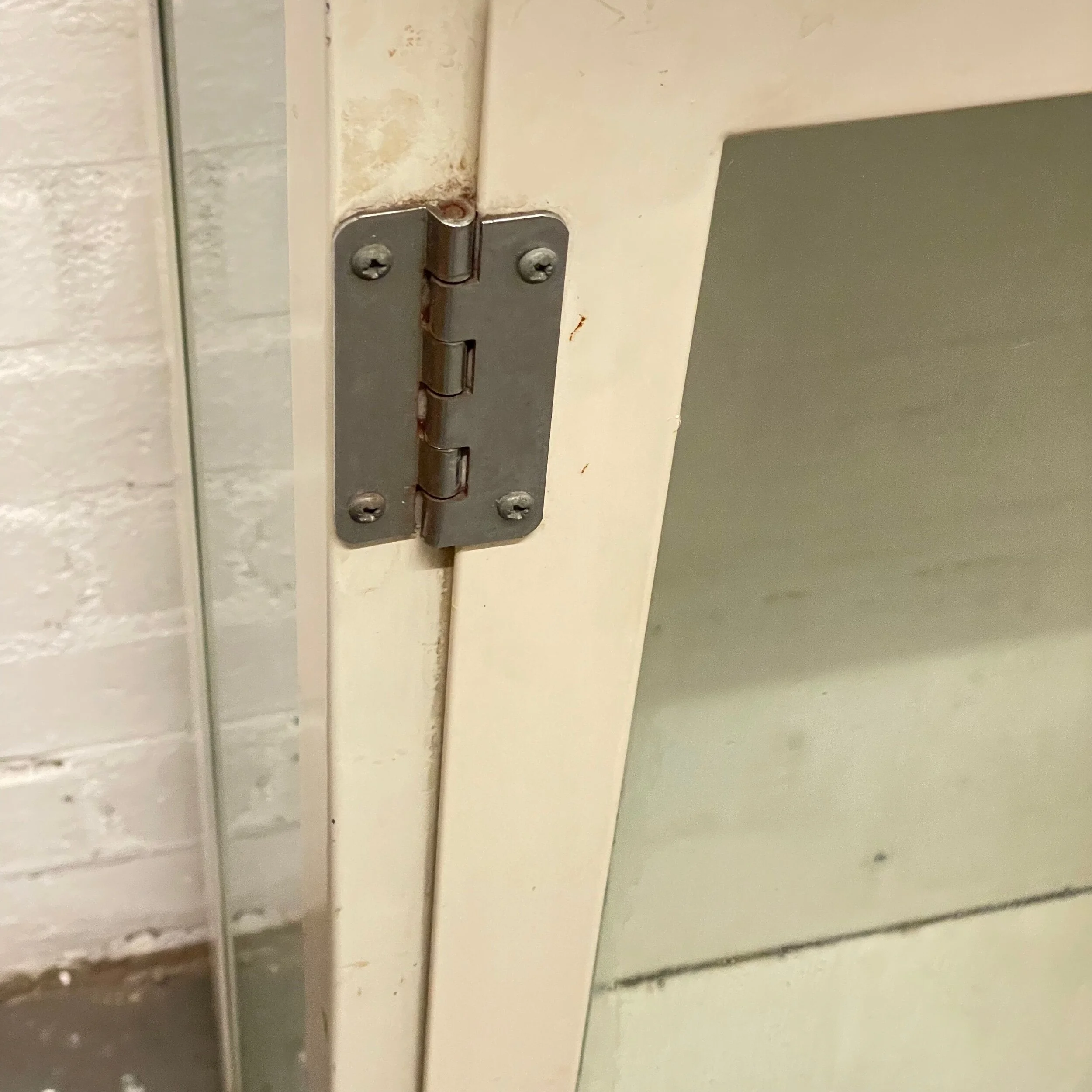 EE024B1D-E880-40D9-AB11-A61D25F2614C