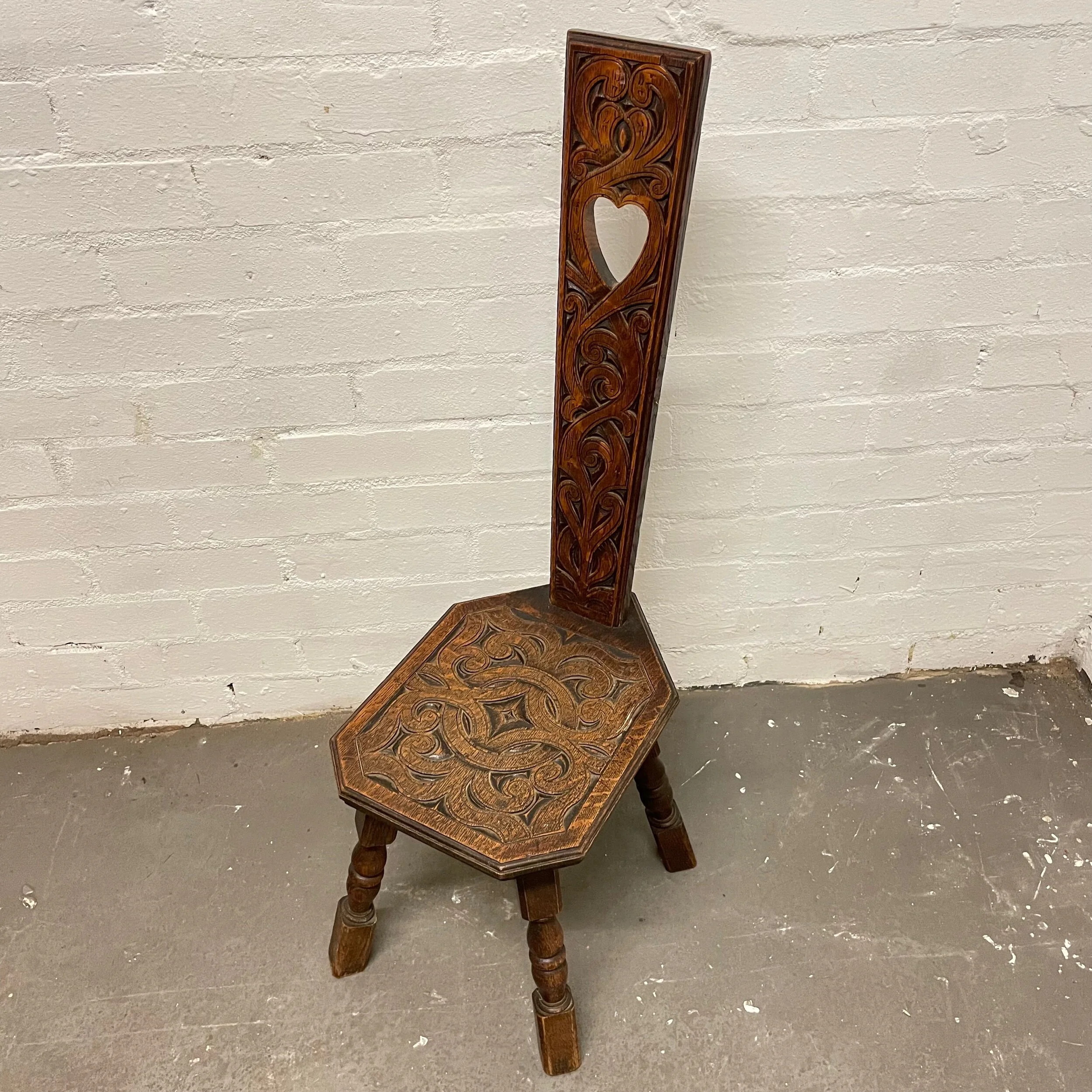 DDA17207-E595-4F41-8E4A-AF3E83DF3CDE