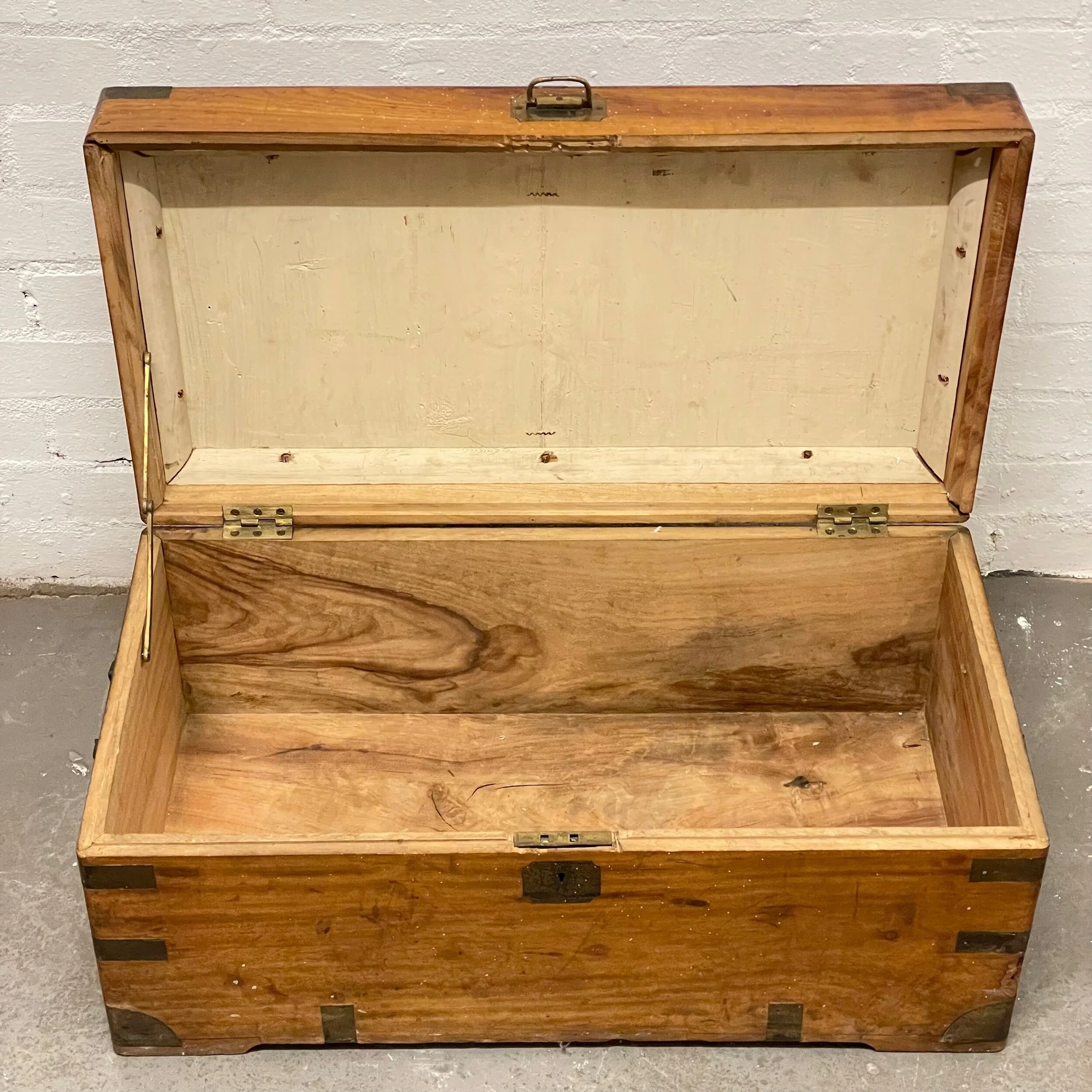 0503C50A-57BE-4D84-85AE-C2D801DA6847