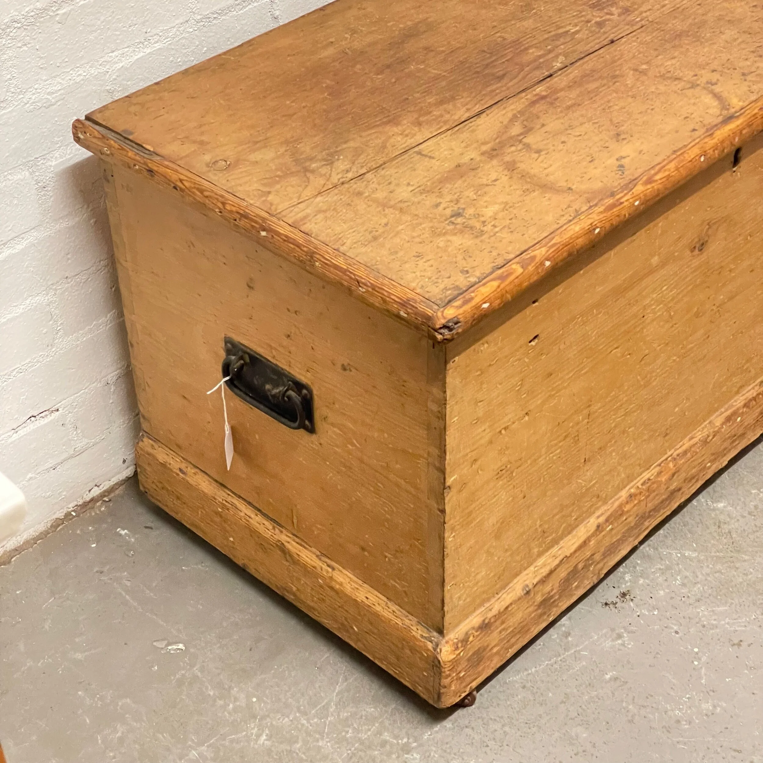 CA4A360A-B119-4AF0-8B8E-34E7F8A601D2