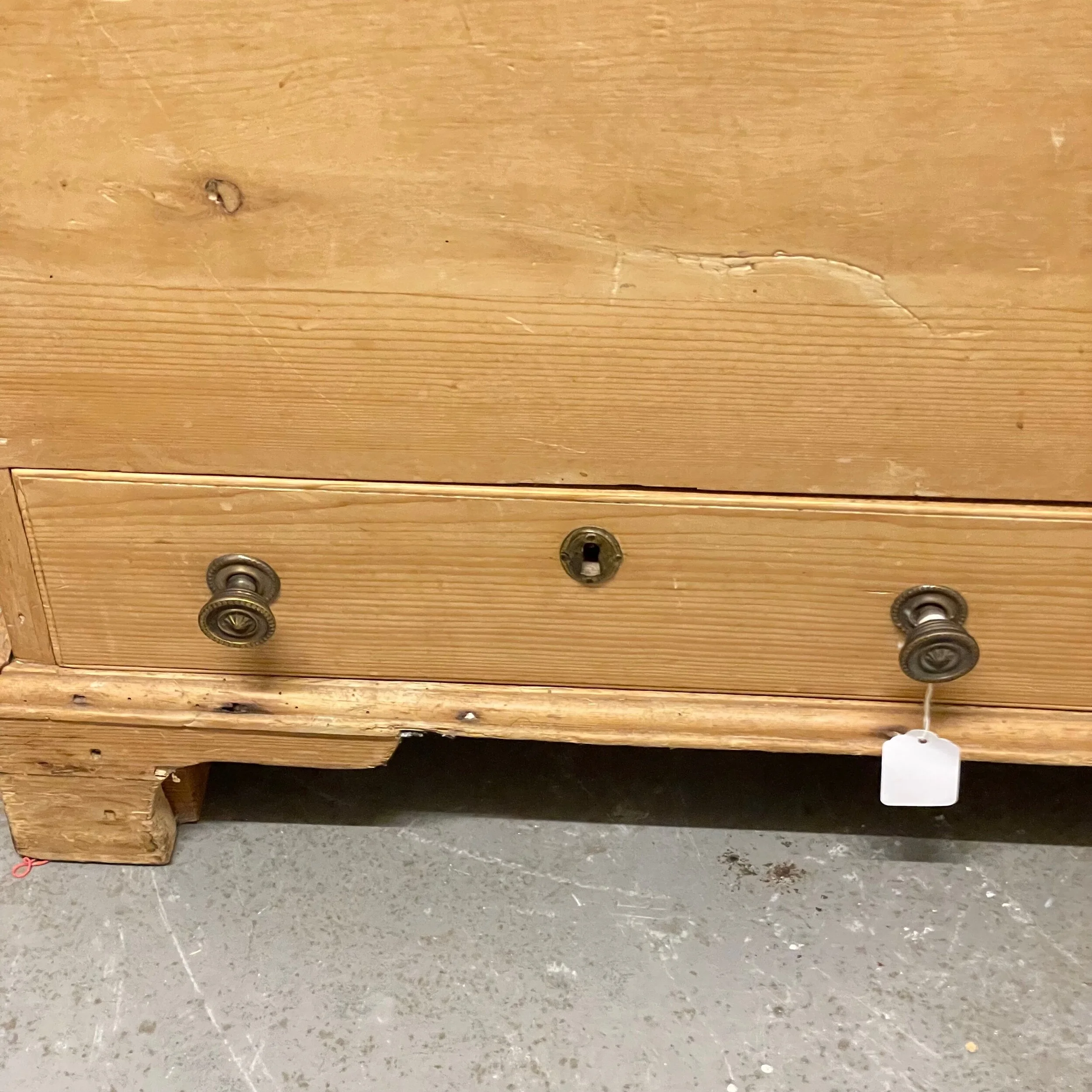 64F6EE3B-A343-4A2A-A132-86F4312C4EB6