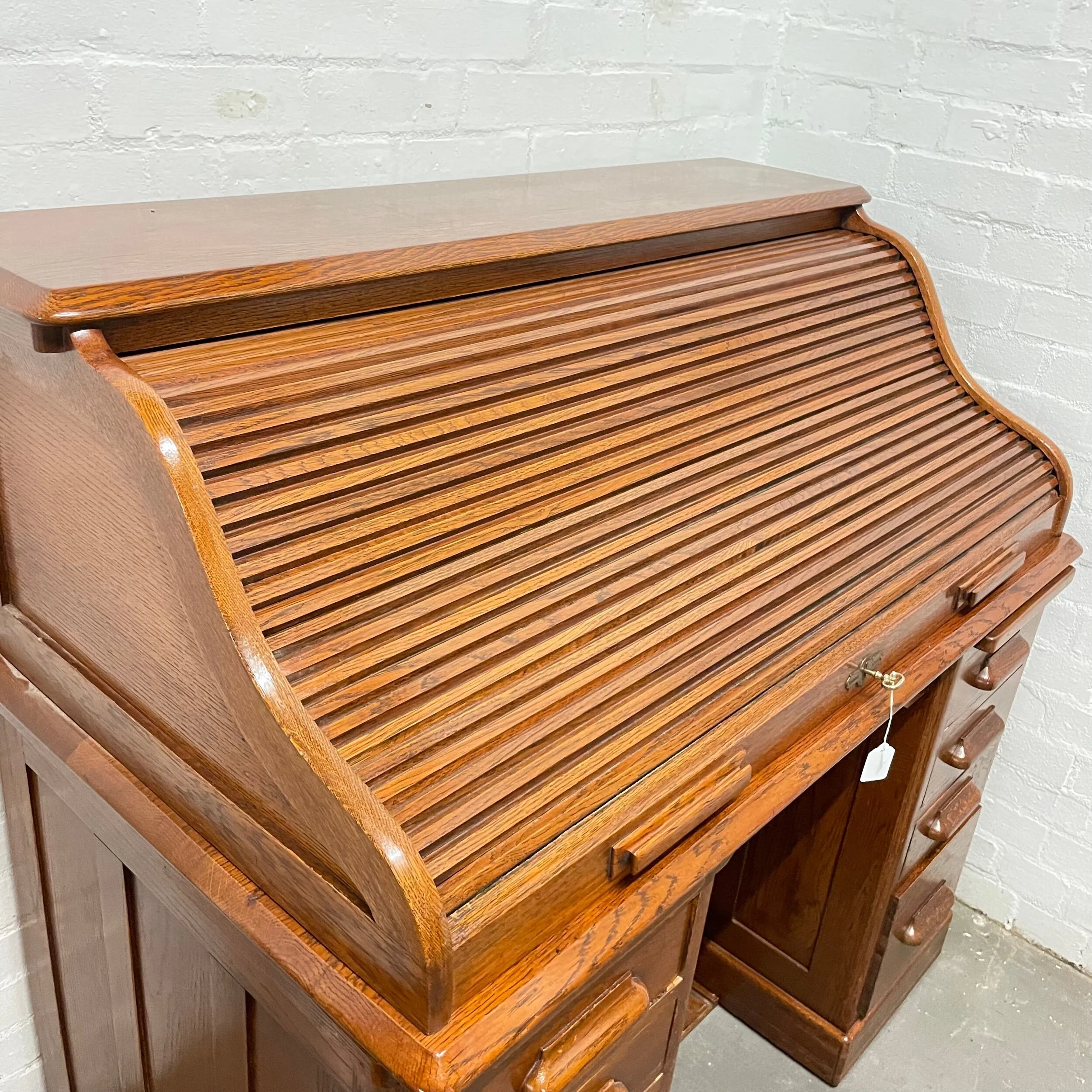 96148442-FEB9-4F2C-AB0A-C78CF1BBFECA