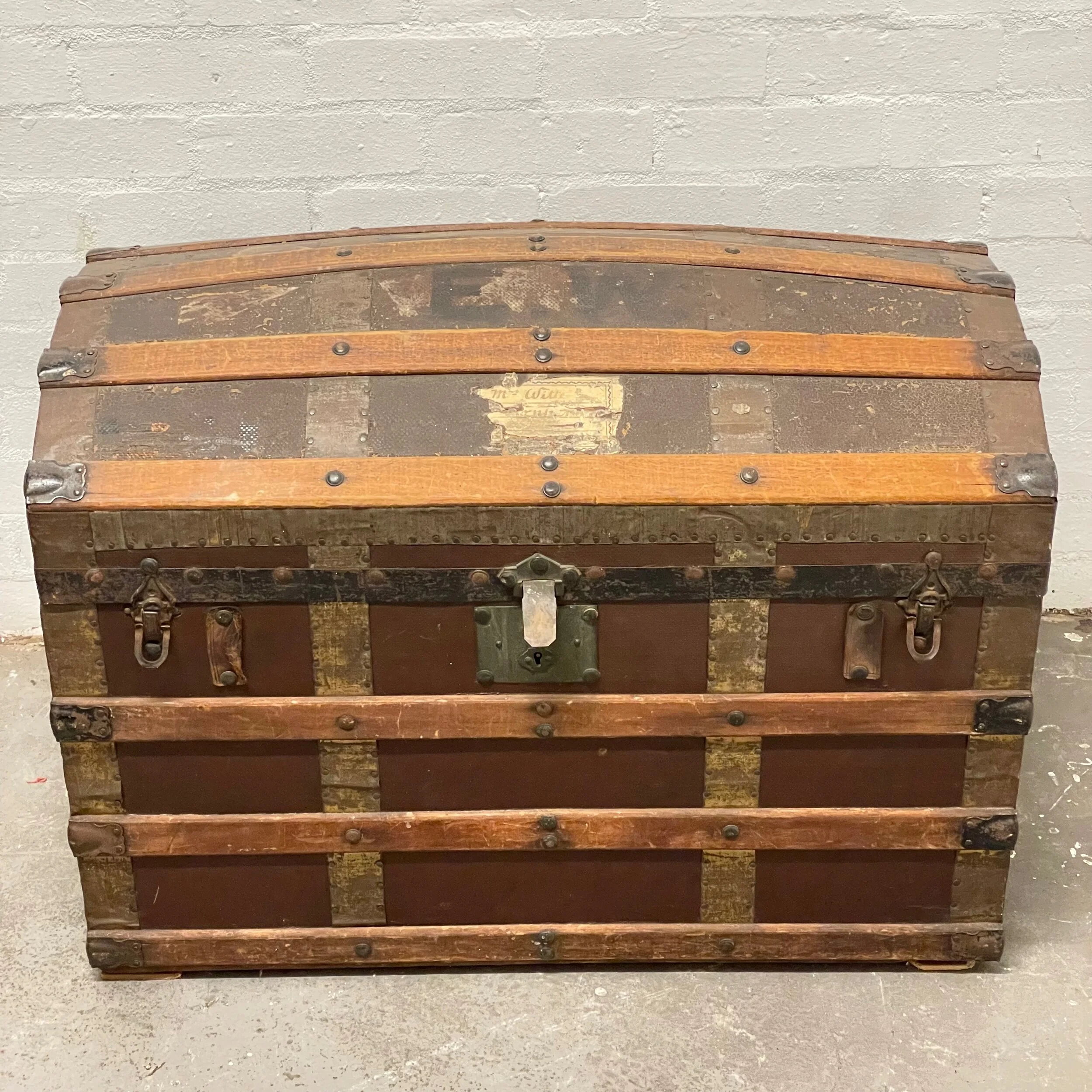 6CE8180F-5C18-449C-8E28-F661EB393419