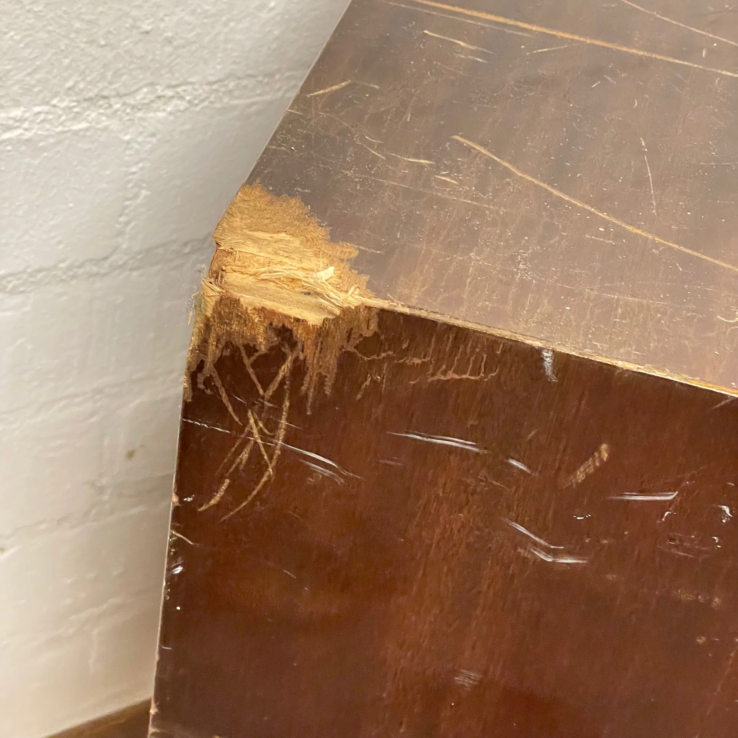 8AAB40B1-E1DB-48D4-99CB-46197FBC85BC