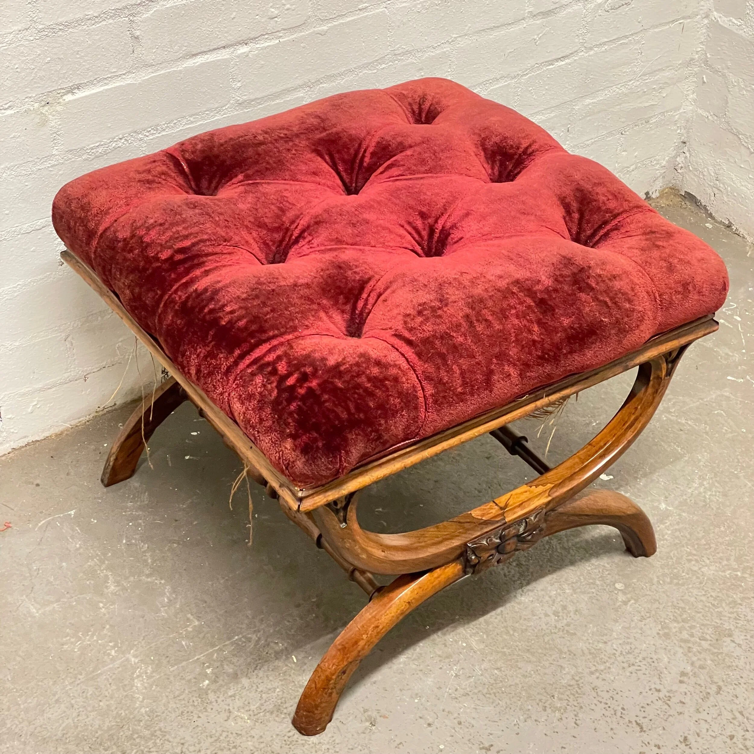 F3A0A5F5-23F8-4039-9B8C-8B0C61FC5653