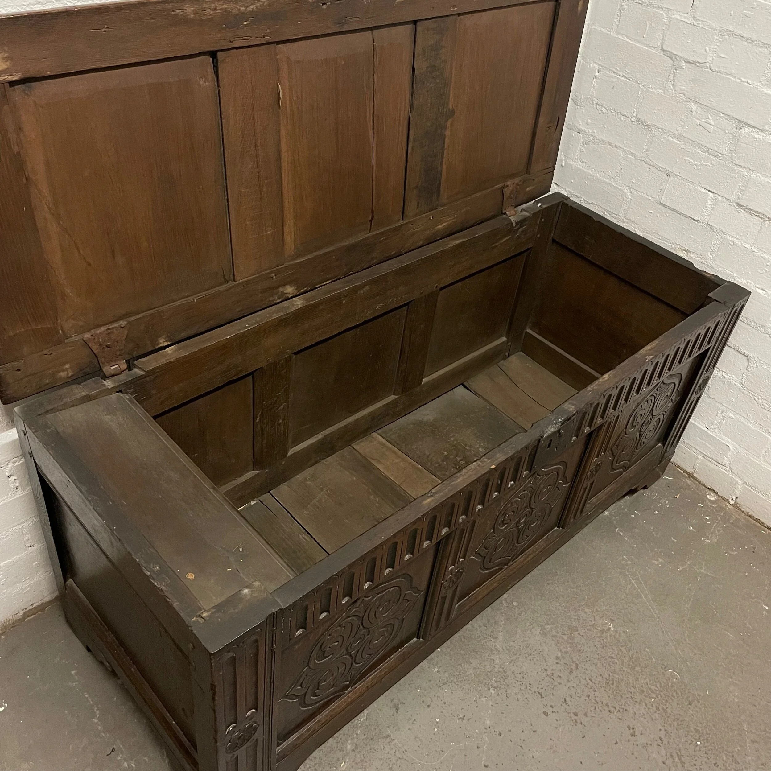 33DB254C-D901-41C0-8041-8551AEF8F4C9