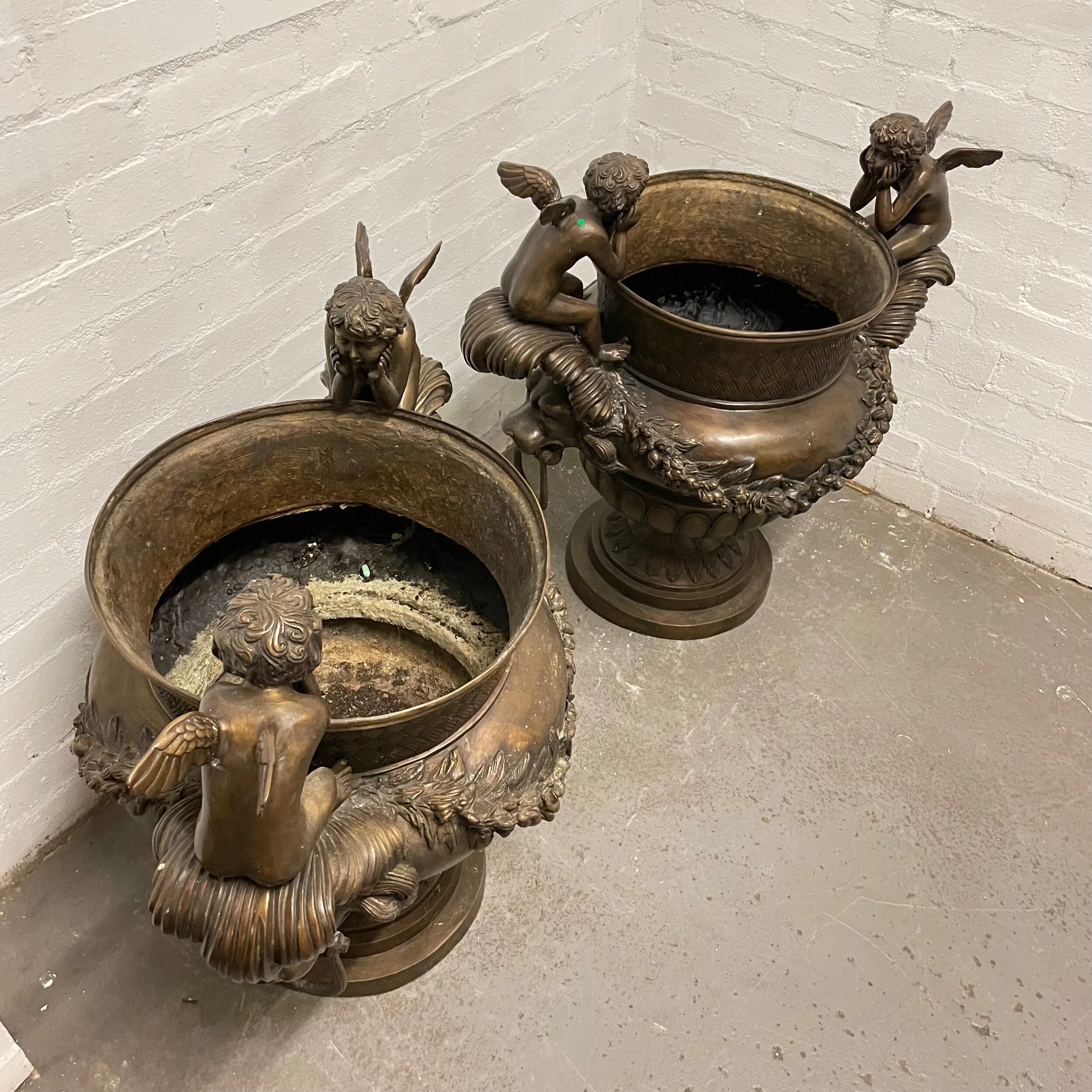 8EEBD003-481E-423B-A402-77761E6E95F2