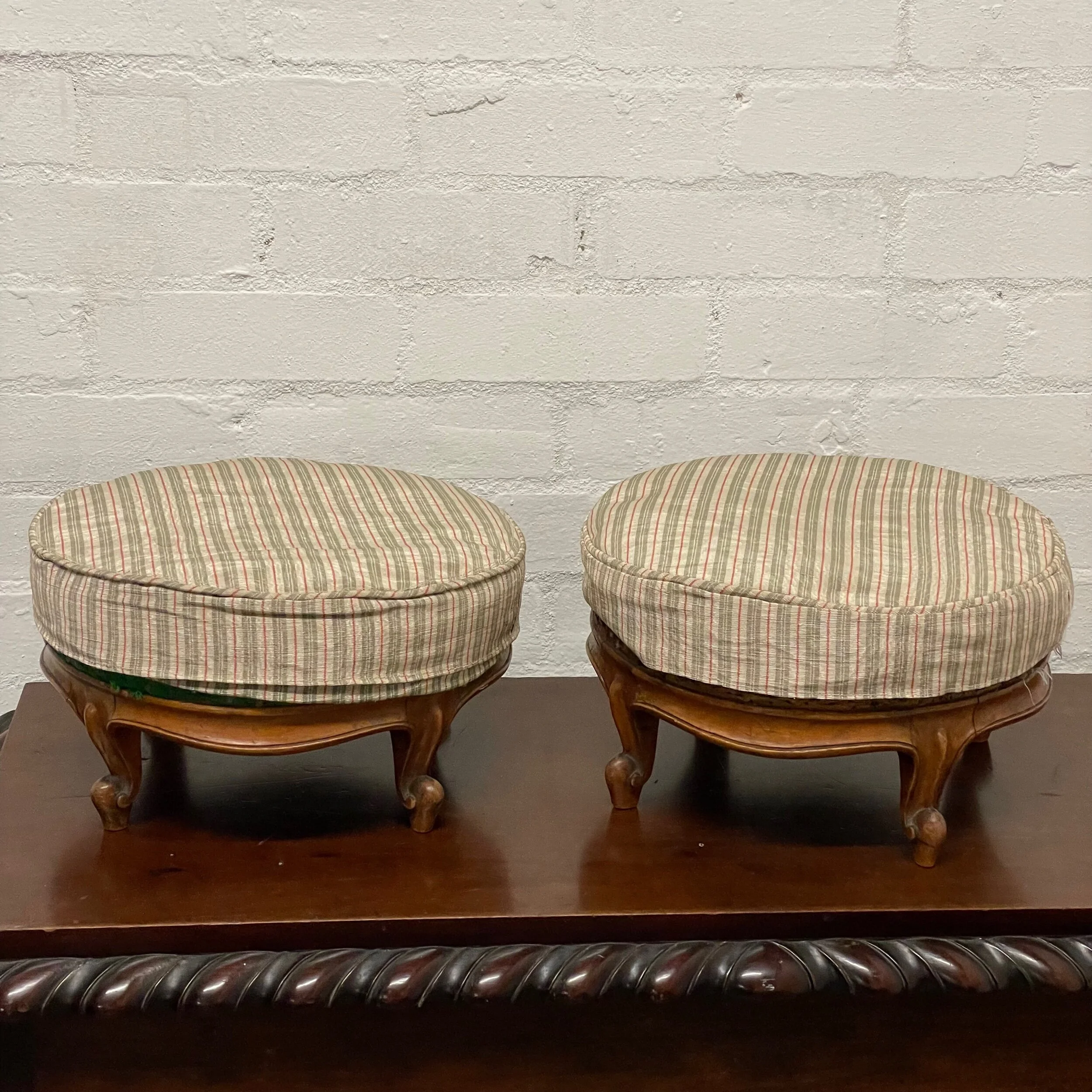 AF3348E6-1854-47E9-BE75-0B5186FBF251