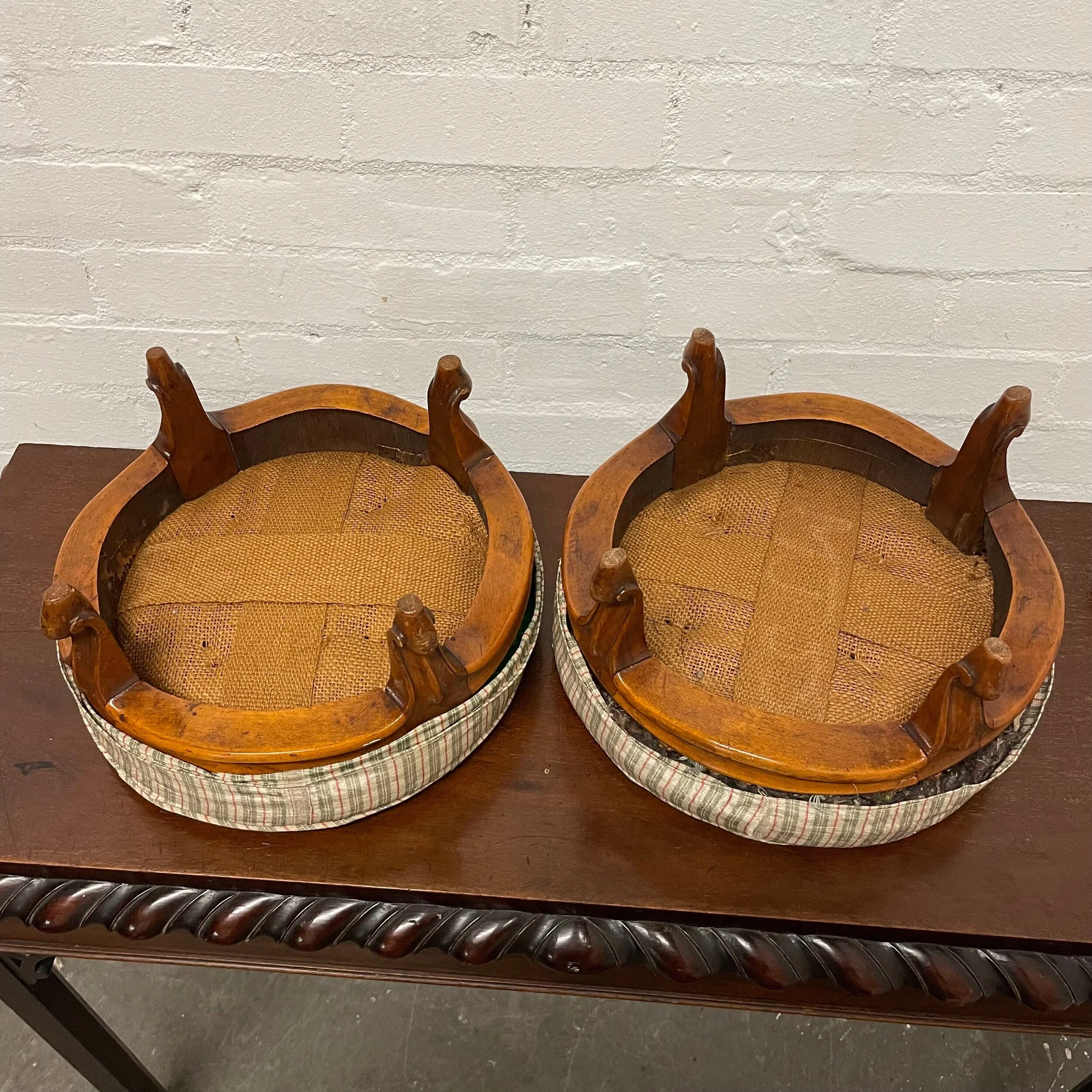 CB570C39-8D27-4C49-8C8D-E13332C1A772