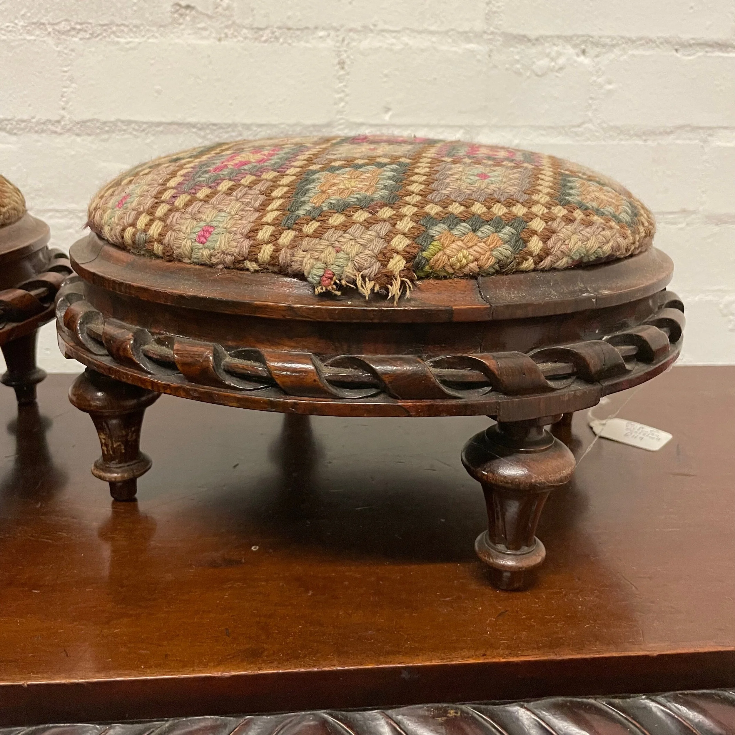 0FC70261-9BA1-4557-96D7-8061B7820446