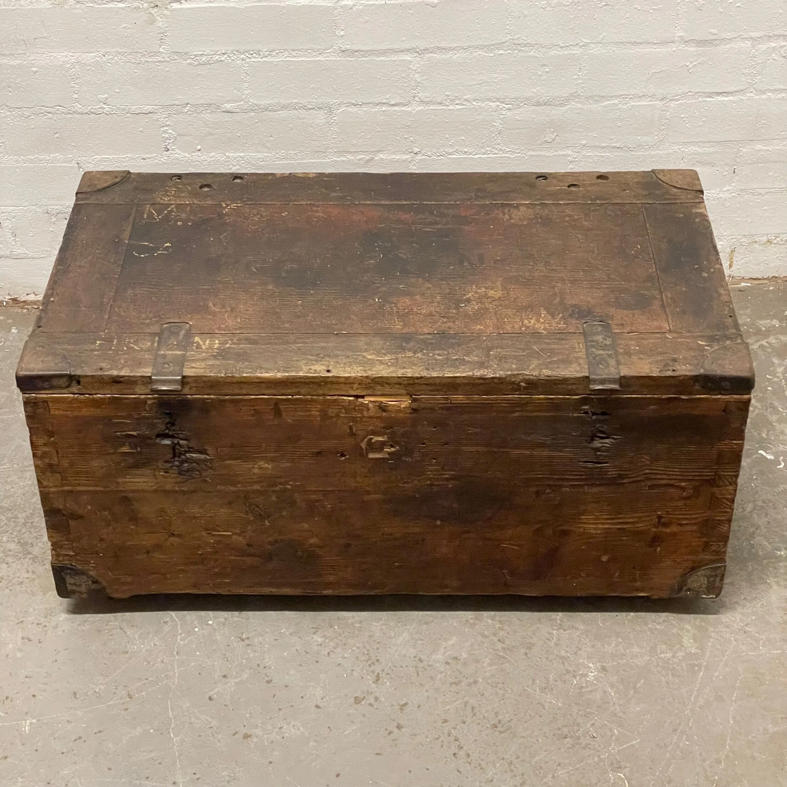 5443555F-75F2-4198-869E-E5C6A47CF268