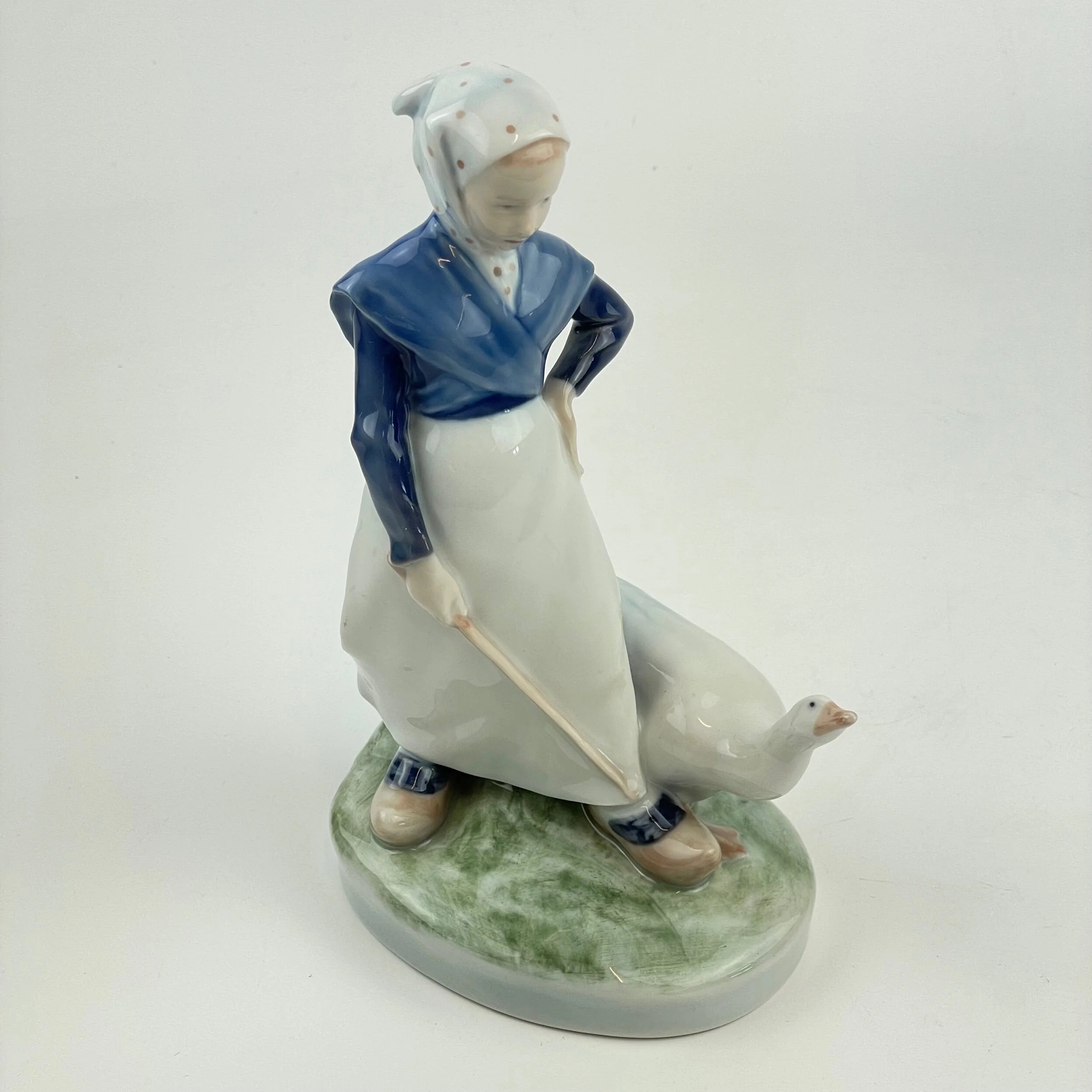 1B939246-B2E8-4A27-A39A-B940EBB1DF80