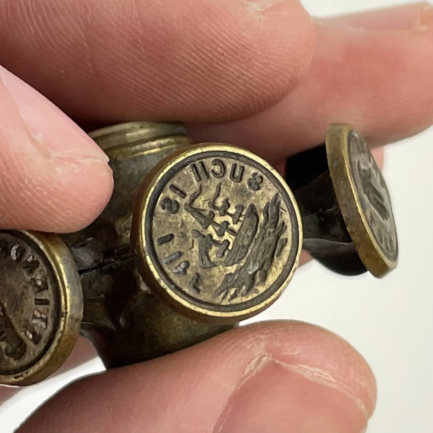 A74F9525-CAF2-4799-8F7F-A697005C6407