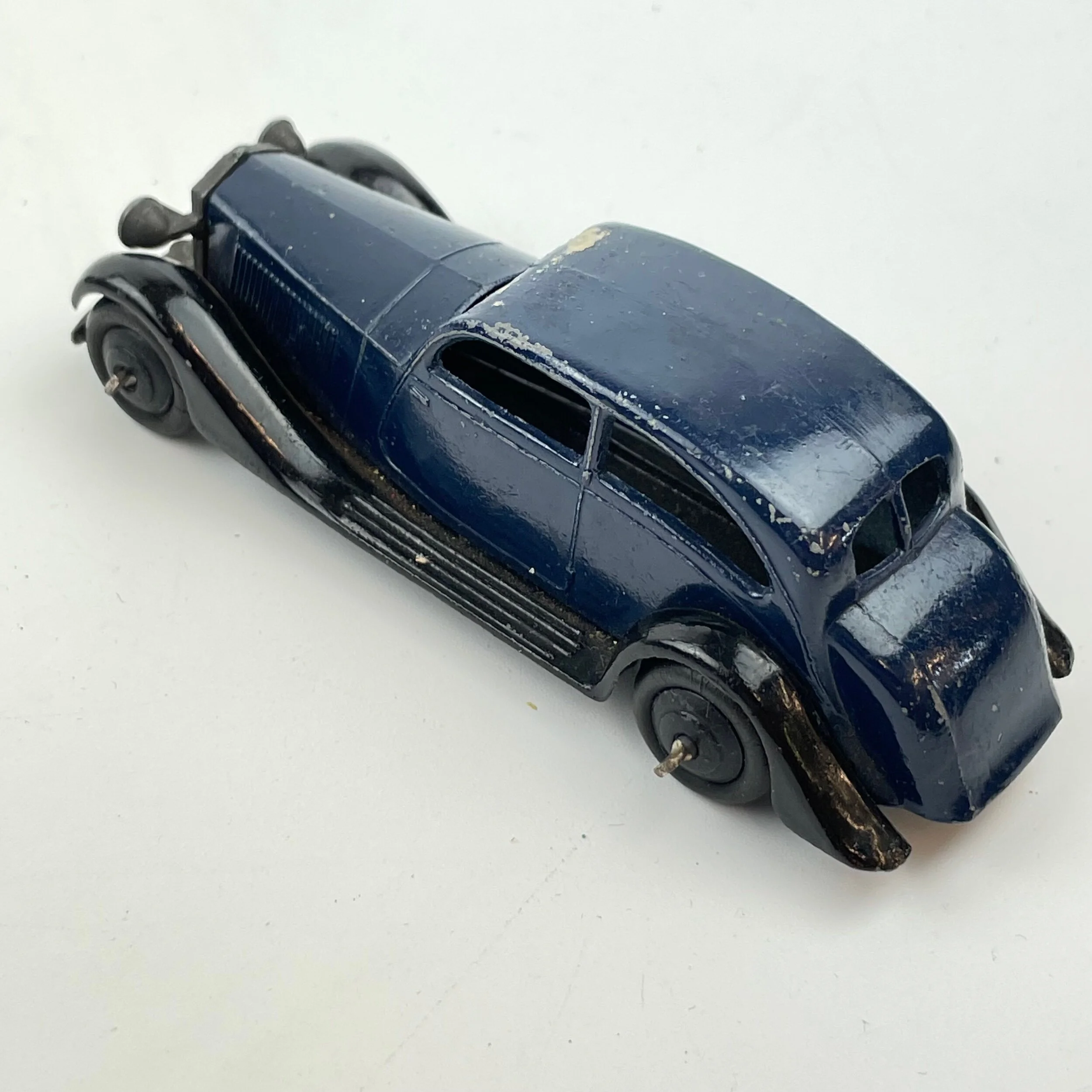 6811BAB2-0931-4430-BFF0-A28F6682698D