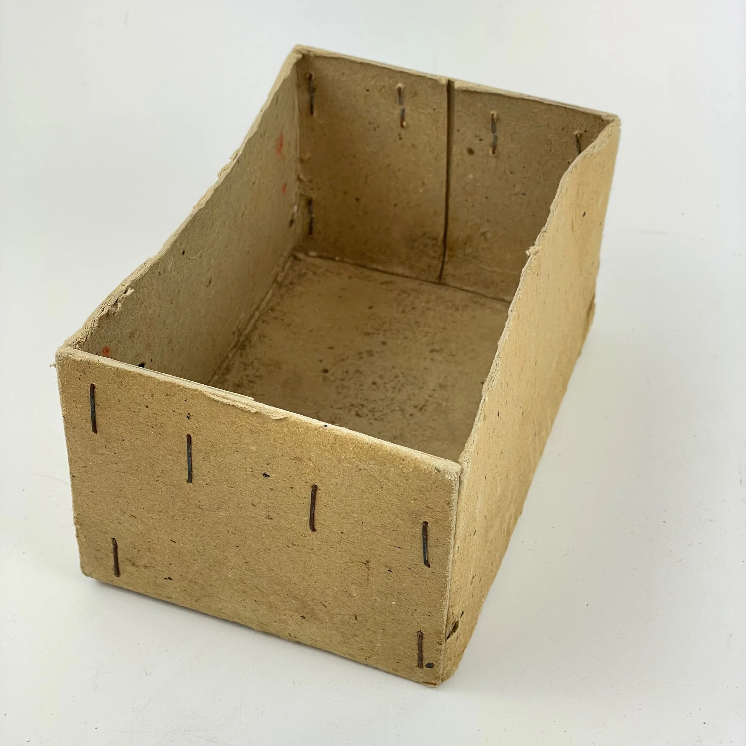 DB261B14-F42C-4DBE-853A-03ECA110AF1E