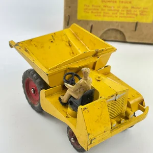 Vintage Boxed Dinky Supertoys No. 562 Dumper Truck Yellow