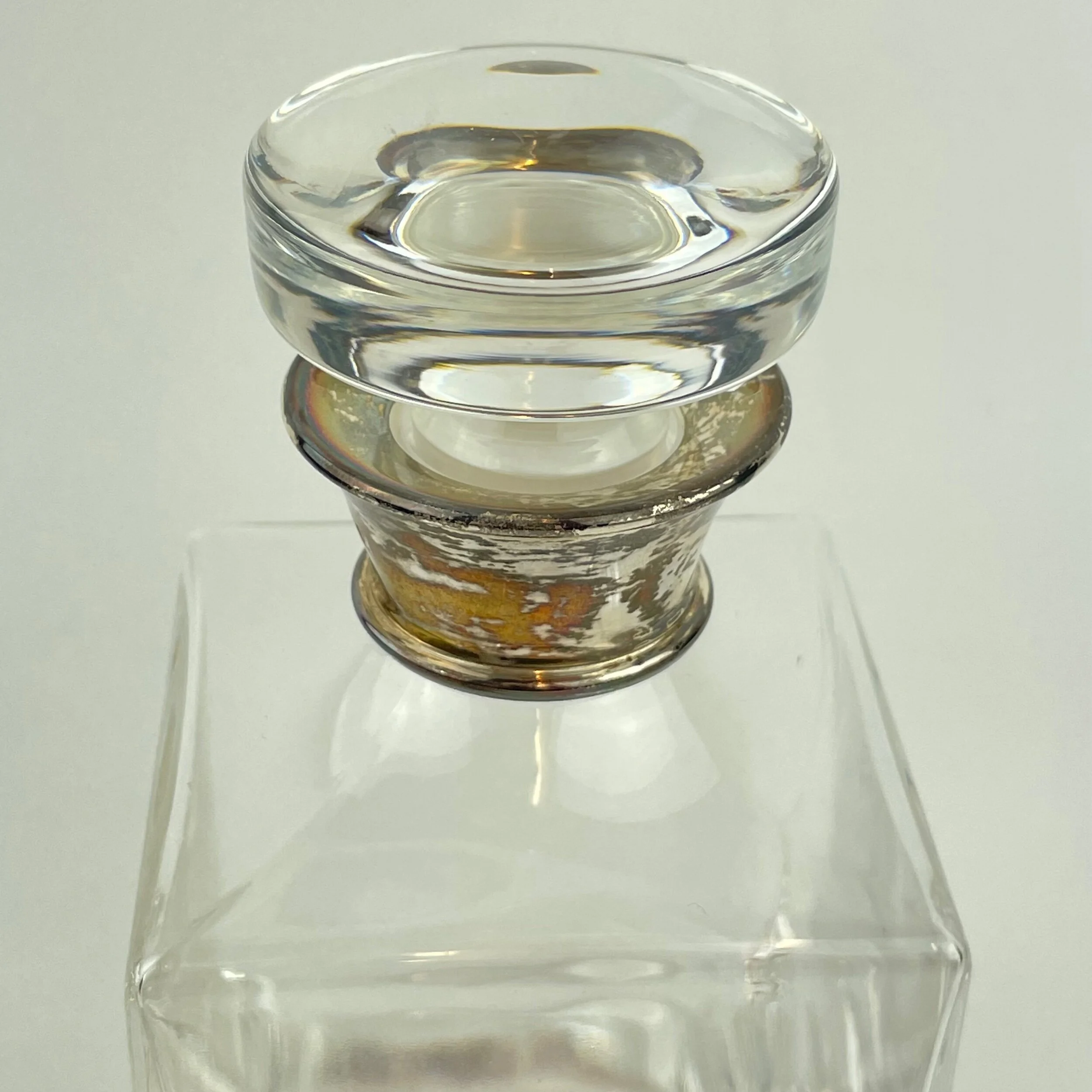 7A0C2D4E-43F7-42EE-82D7-81B774C9ABF8