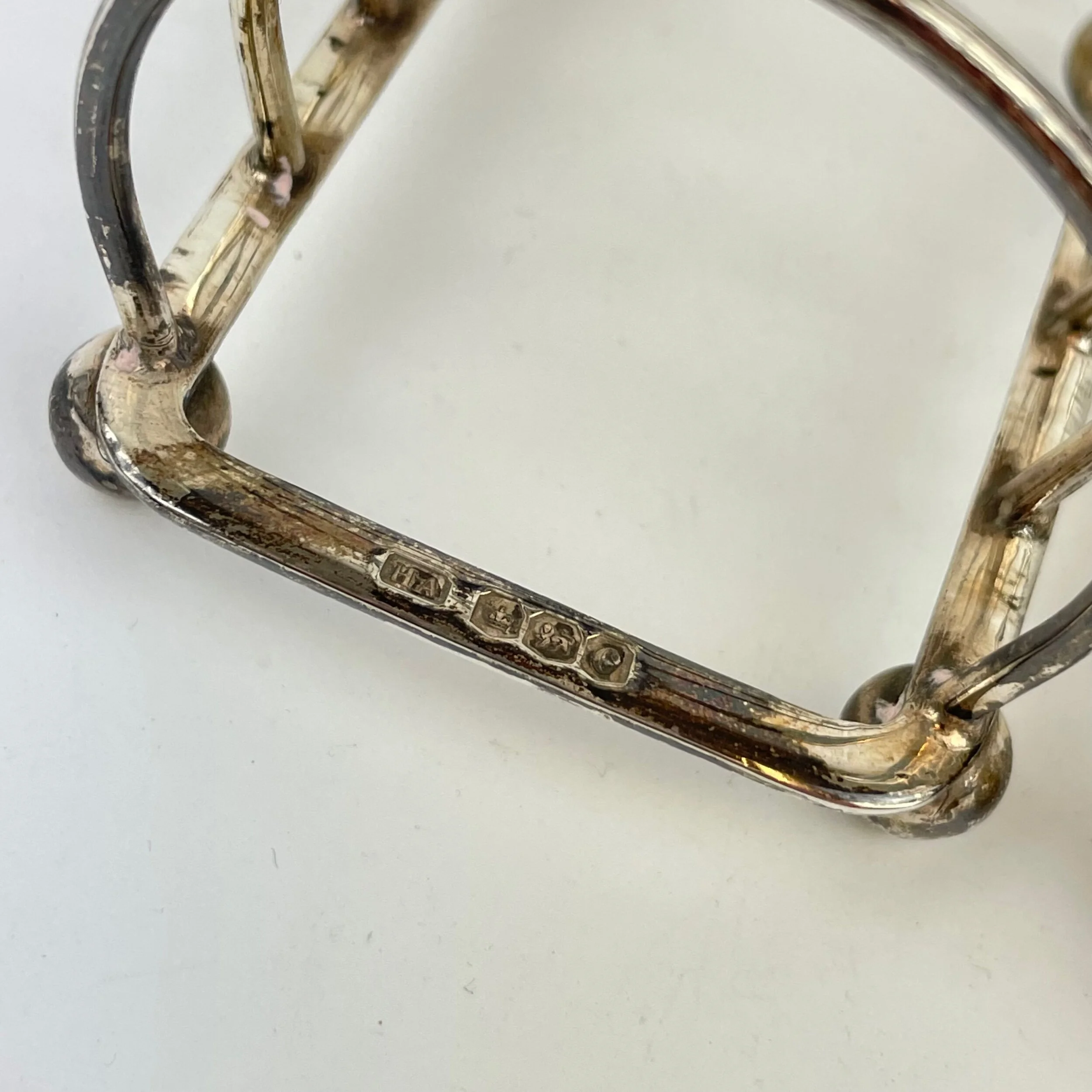 B9F61E5D-0358-4DED-8D8D-287ABAE1F44D