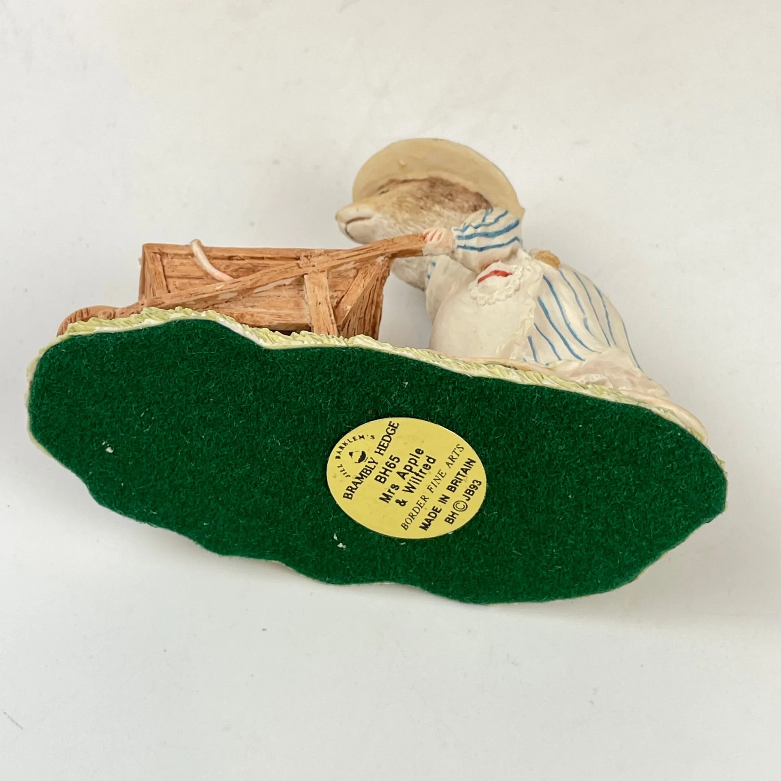 61311230-68B5-439C-94C5-4253D7E40188