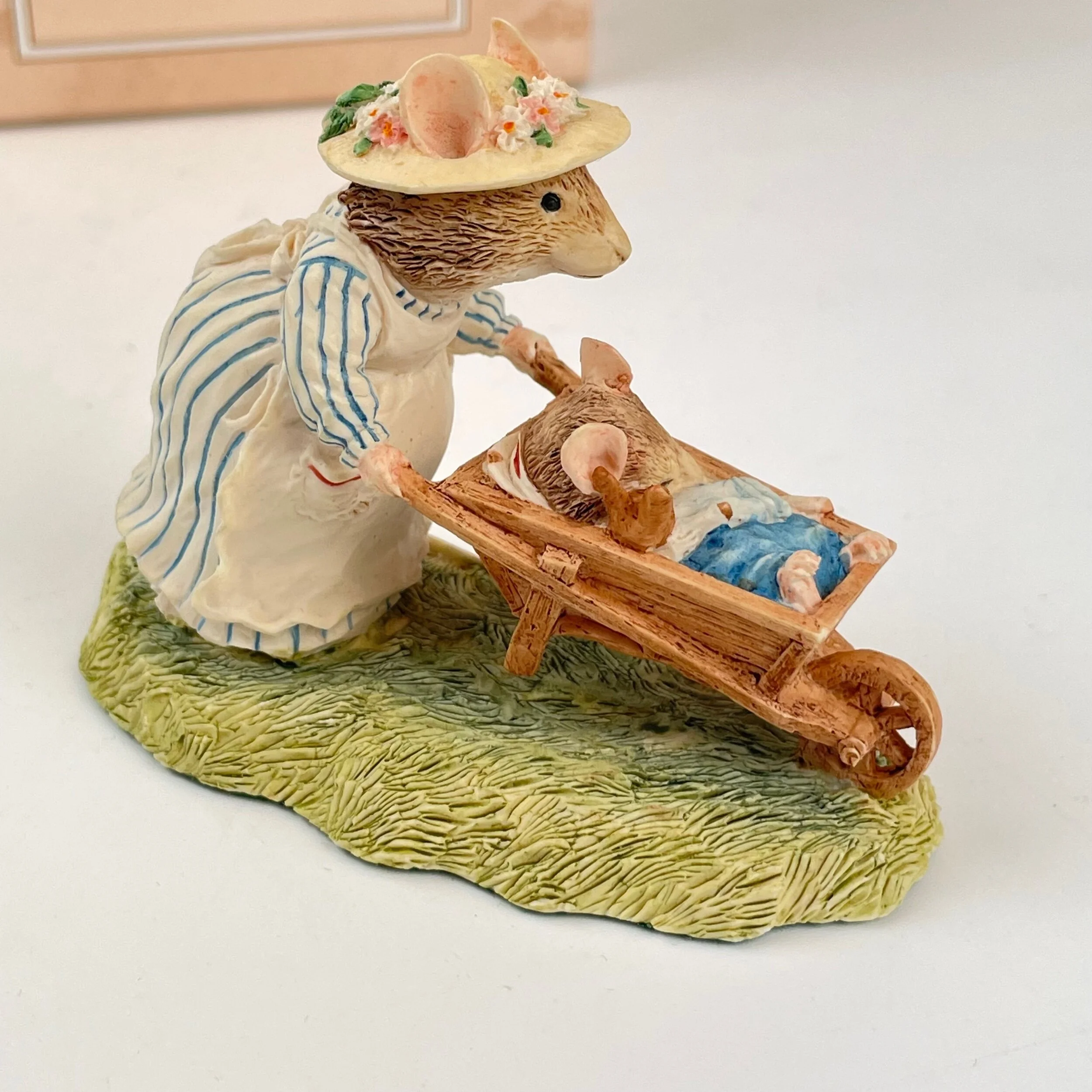 0A0D1FCE-86DA-4033-B778-5C73AFA586D9