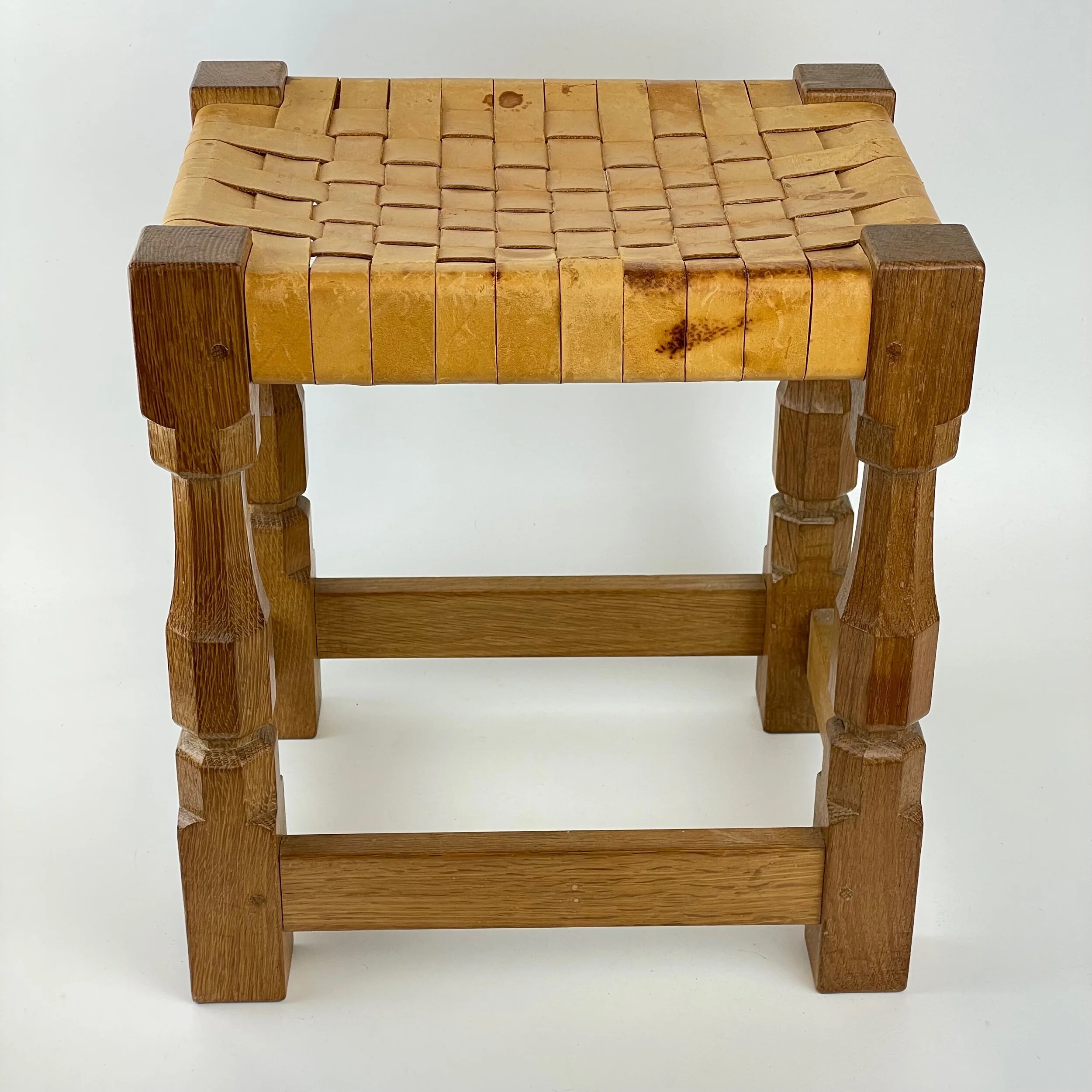 5F50DEE1-17C3-432F-8B7C-4A706BF408CC