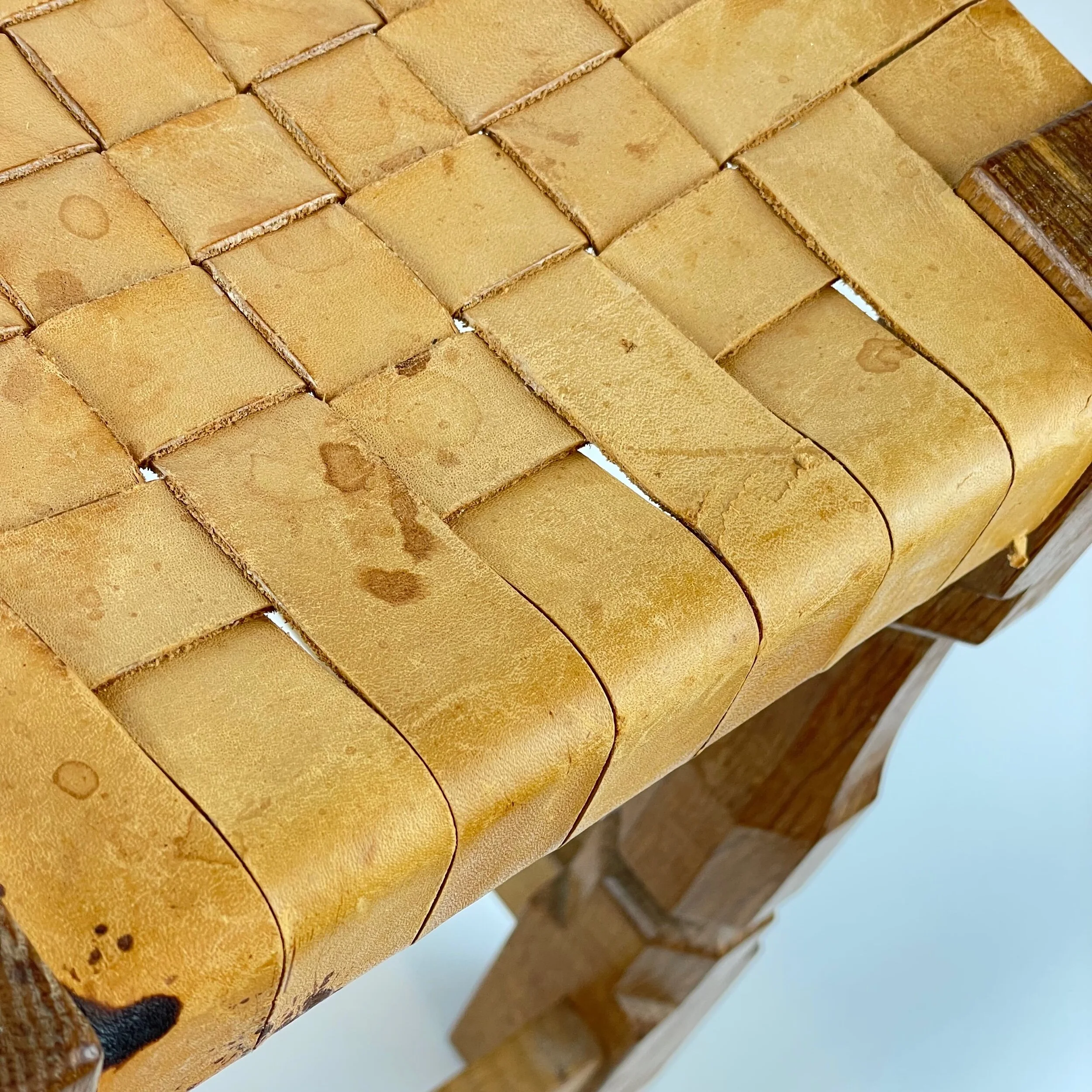 A87C78E5-5DDB-4A5B-B713-F7FCA34FED48