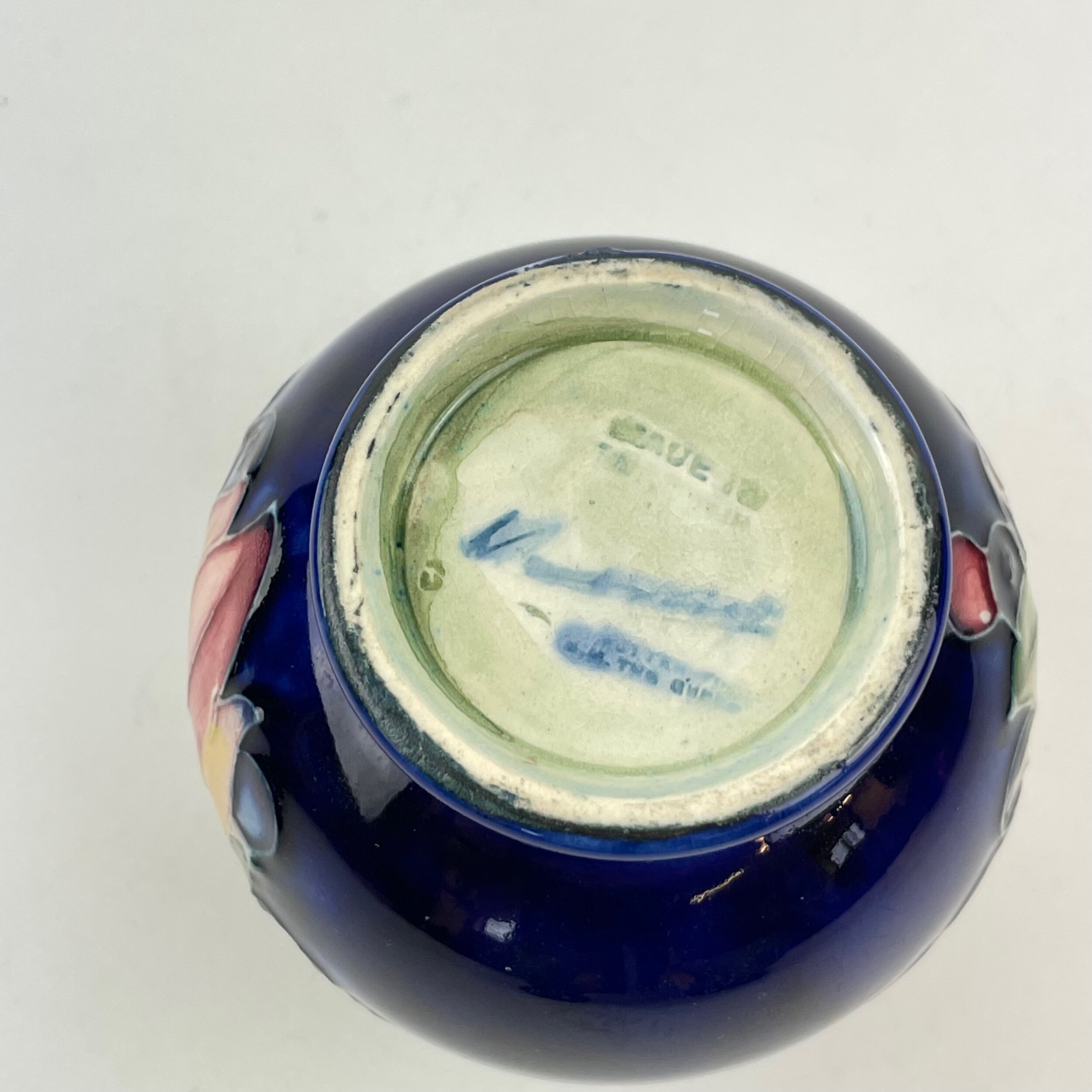 10AB7ED8-6477-4479-8138-F59EB01F6BCA