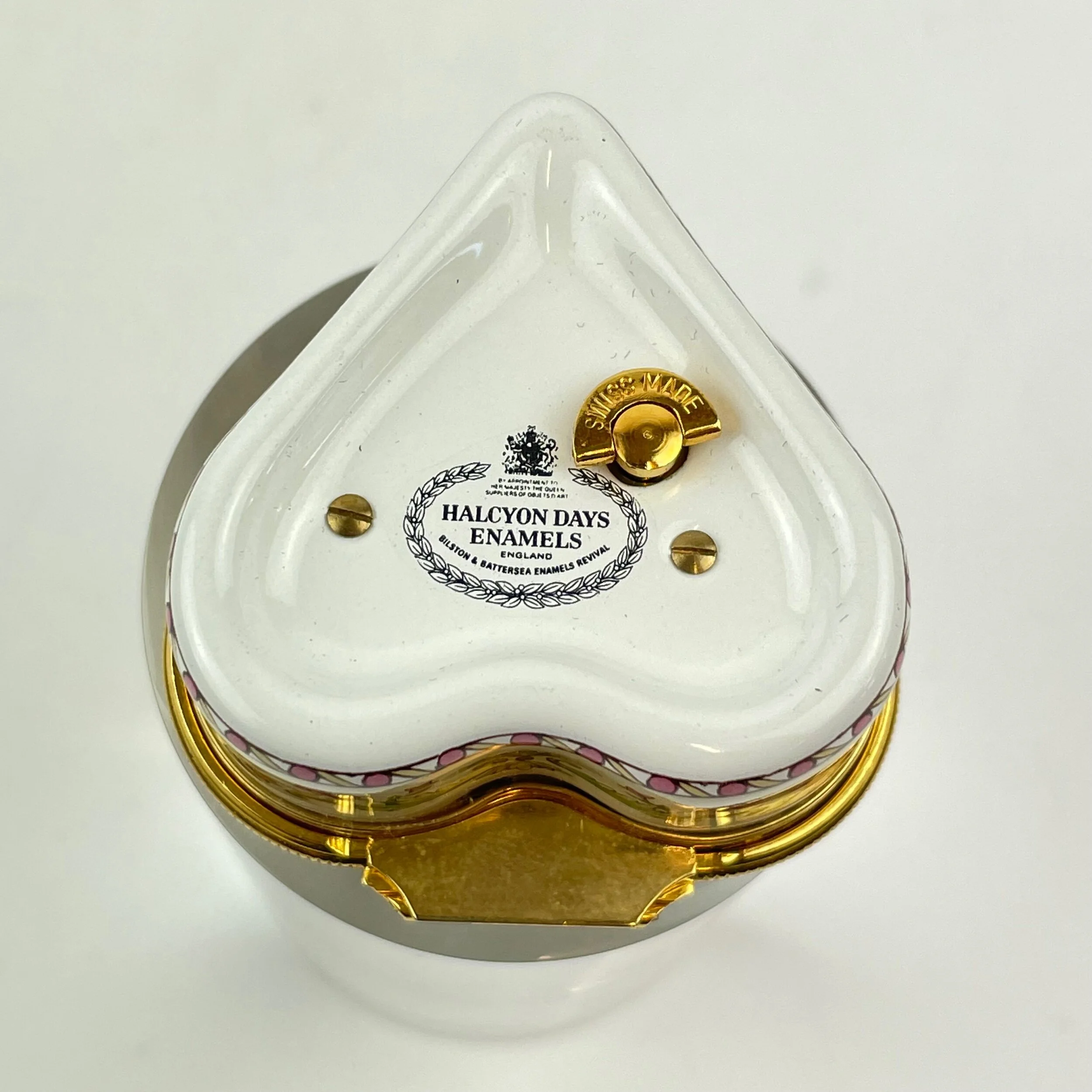 5FF4FB6D-AB80-4116-8EB4-AA3A9E0743EF