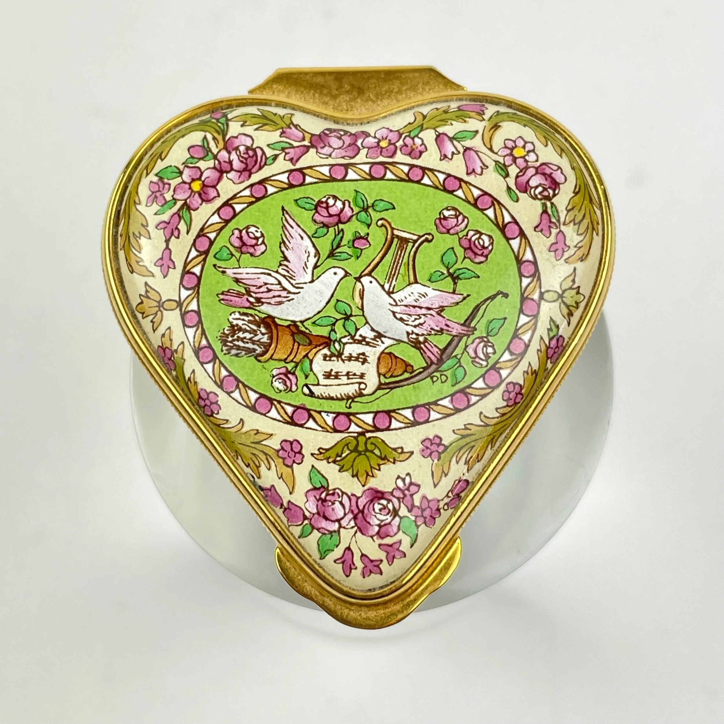 DCABF1CC-E5D5-42A9-83E1-636901AC7F31