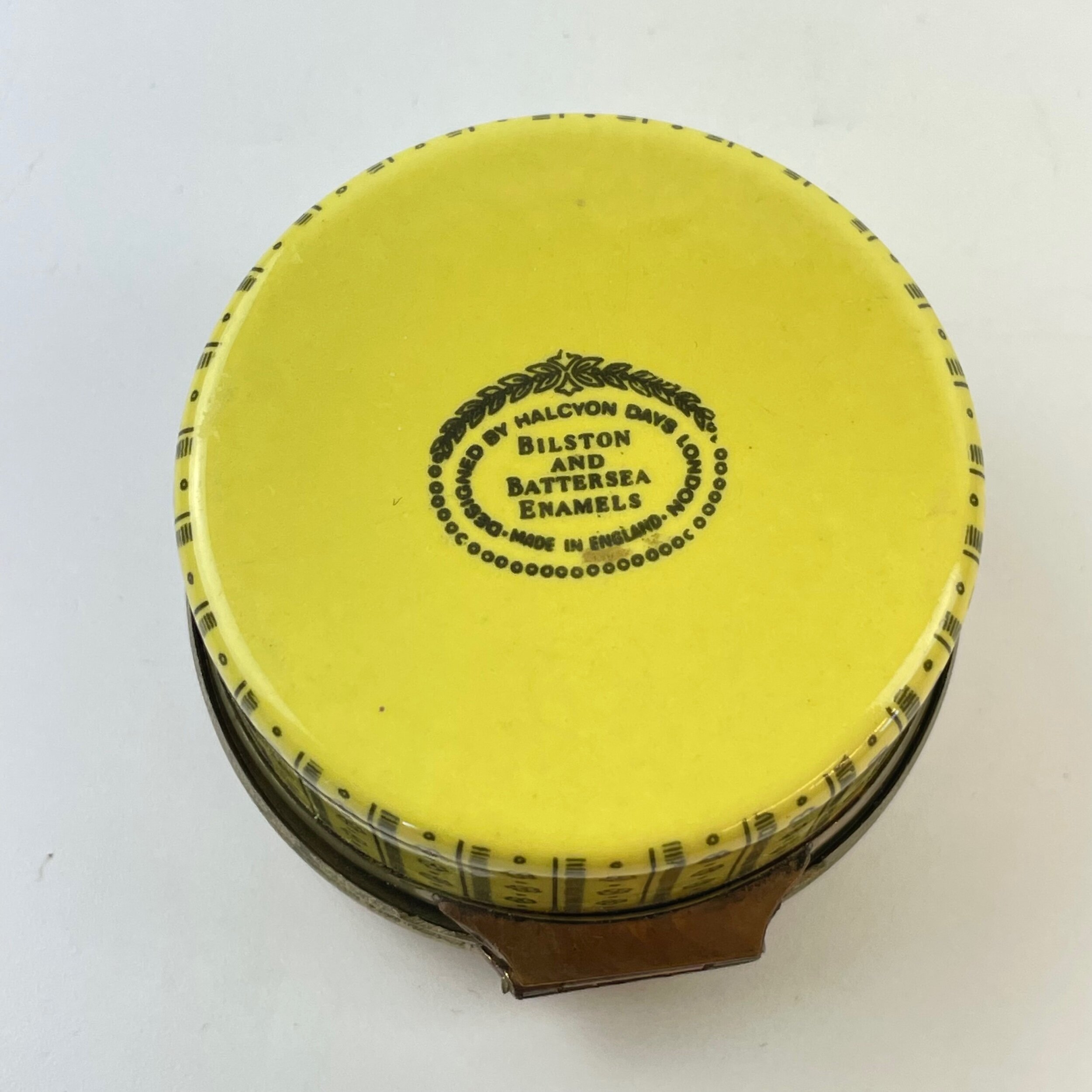 FBB0A639-E2EE-45F0-8553-80D0B925D684