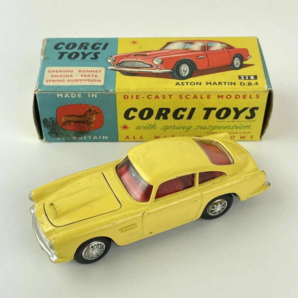 Vintage Boxed Corgi Toys Aston Martin DB4 218 — Wheeler