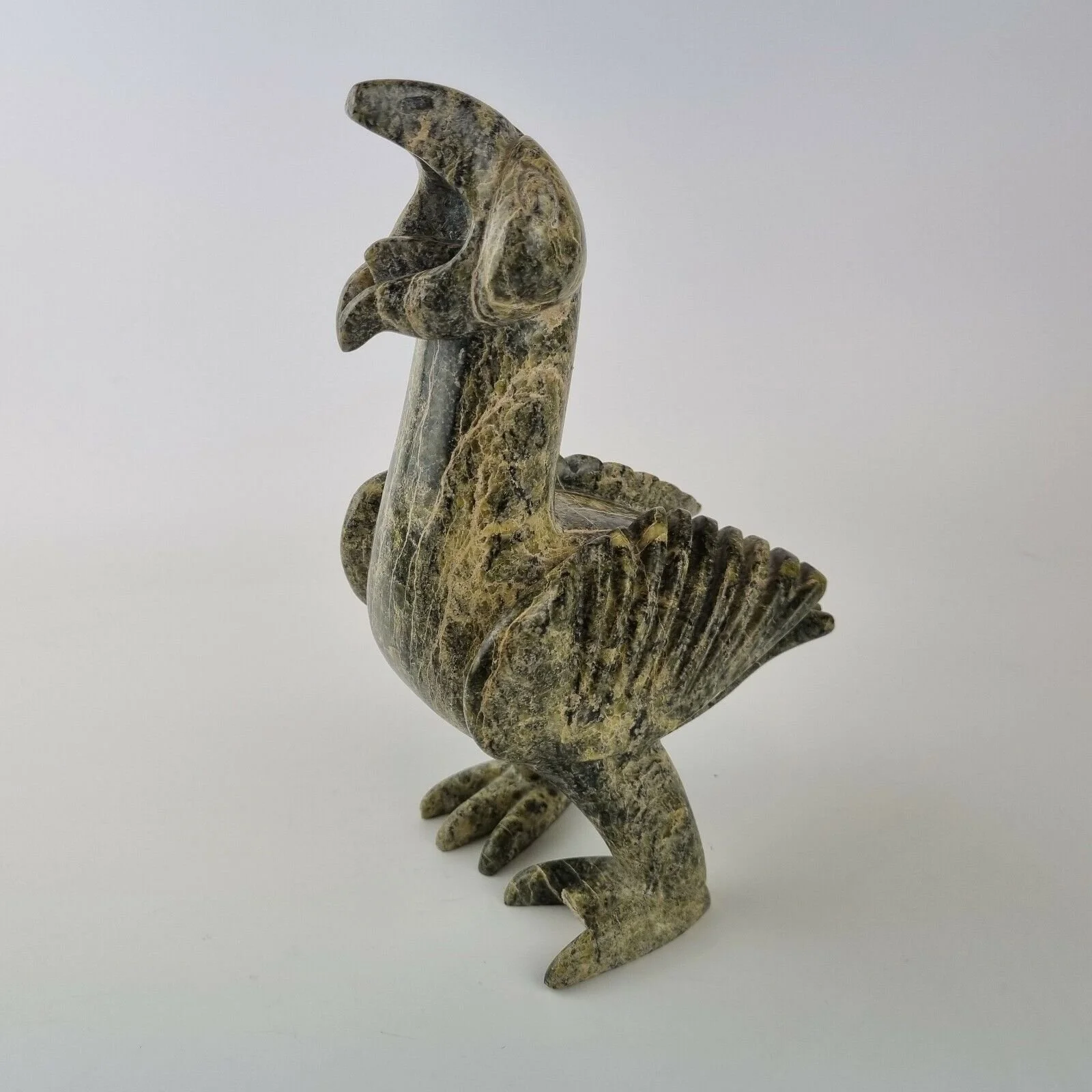 Vintage Canadian Eskimo Inuit Green Stone Carving Of An Opened Mouth Bird