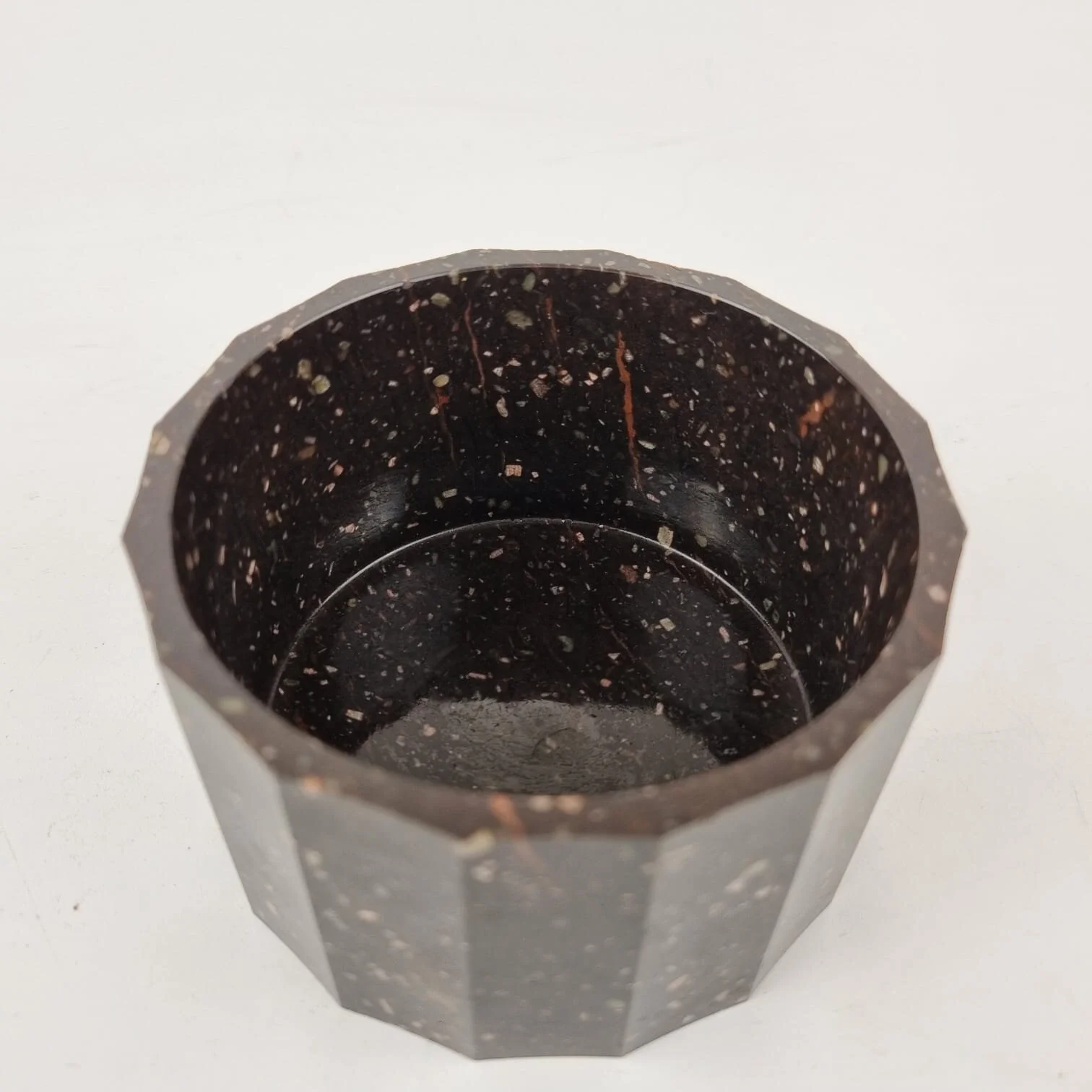 FC96E584-9549-4B01-A17D-83AF54600F87