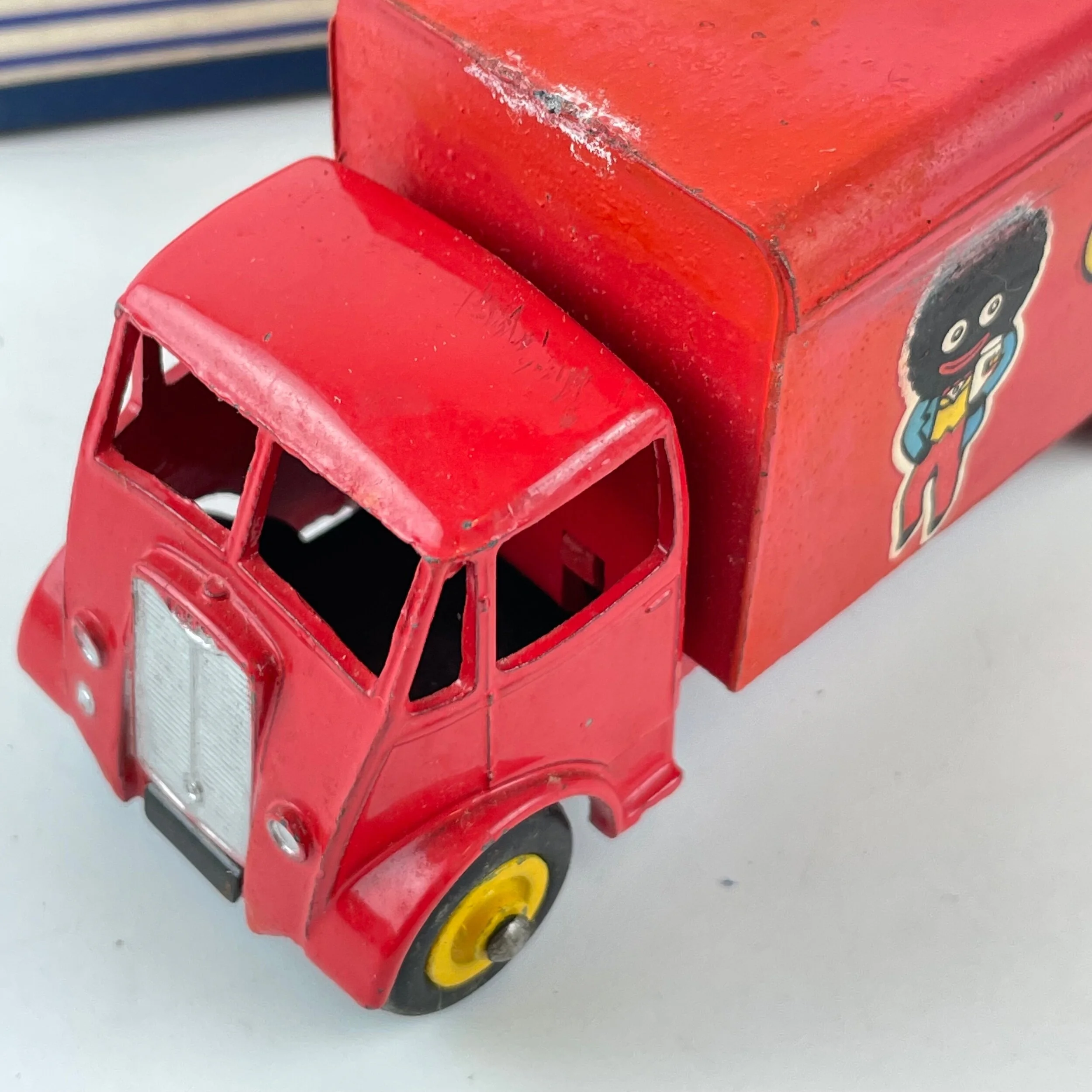 2DC0FBDD-4A86-4EE9-A9D6-419B69EC7888