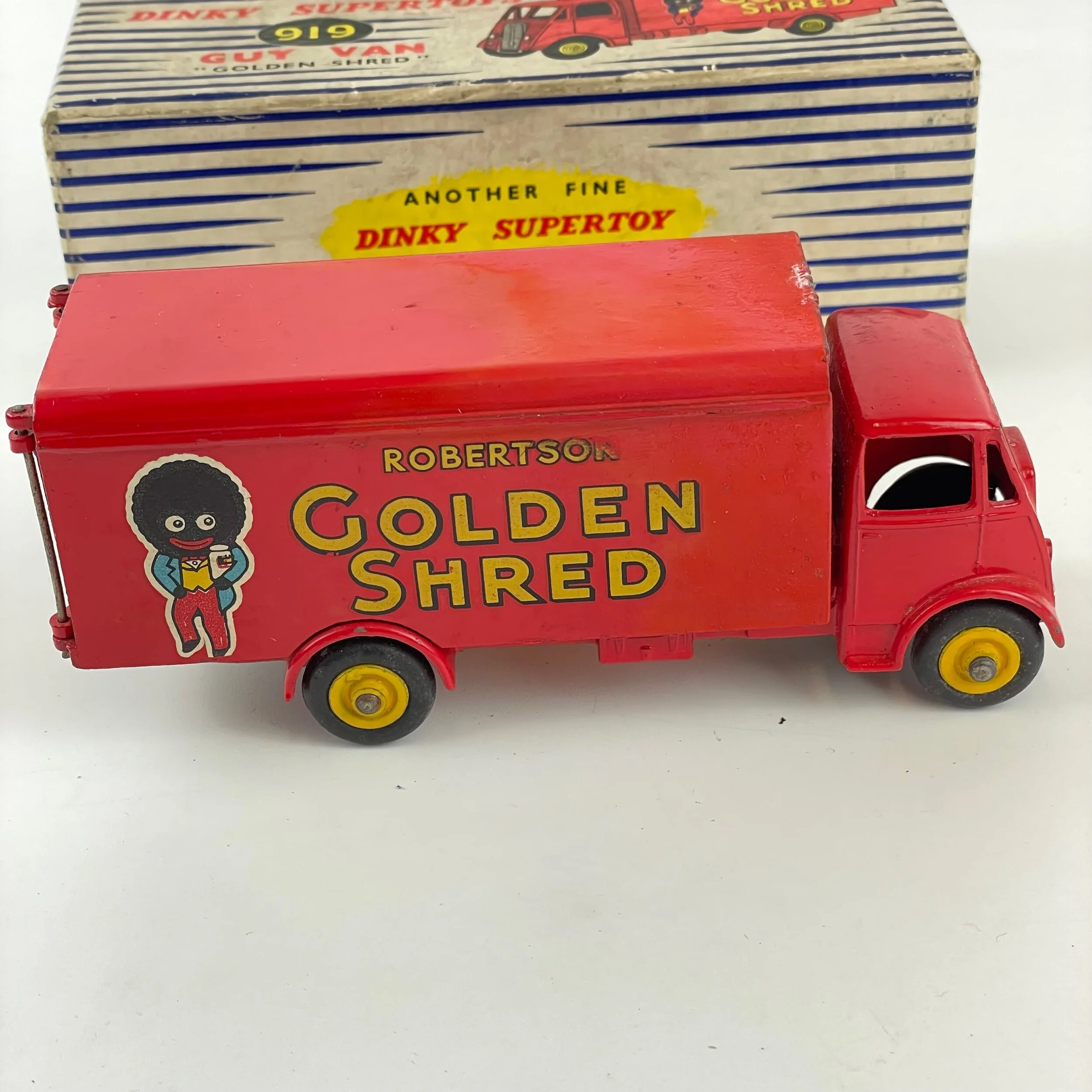 4CF872BC-9F0A-4B42-96CC-E337D721E9D7