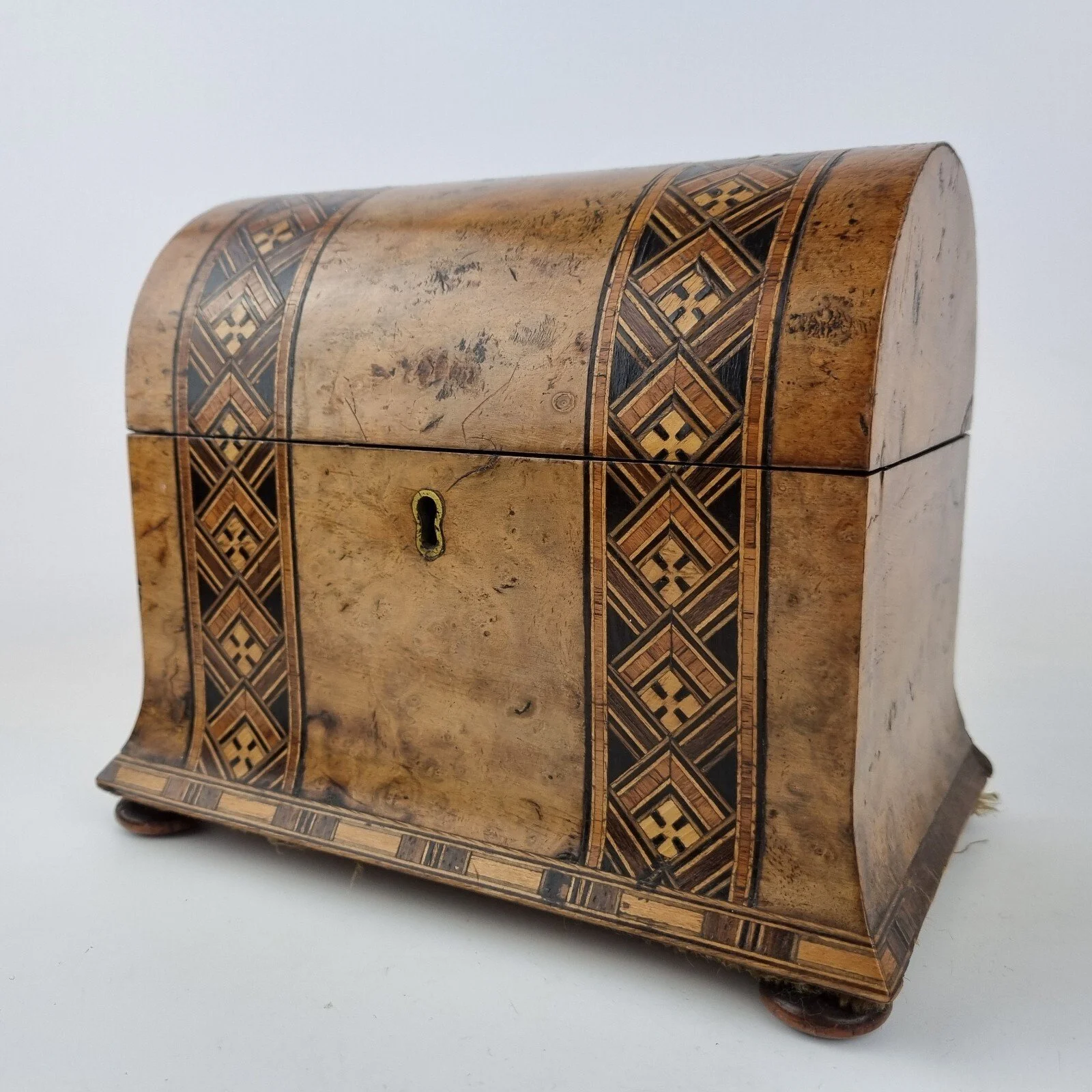 Antique 19th Century Dome Toped Walnut Tea Caddy With Inlaid Bands