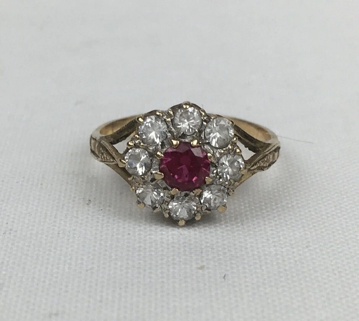 Vintage 9ct Yellow Gold Synthetic Ruby & CZ Dress Ring Size M 2.4g