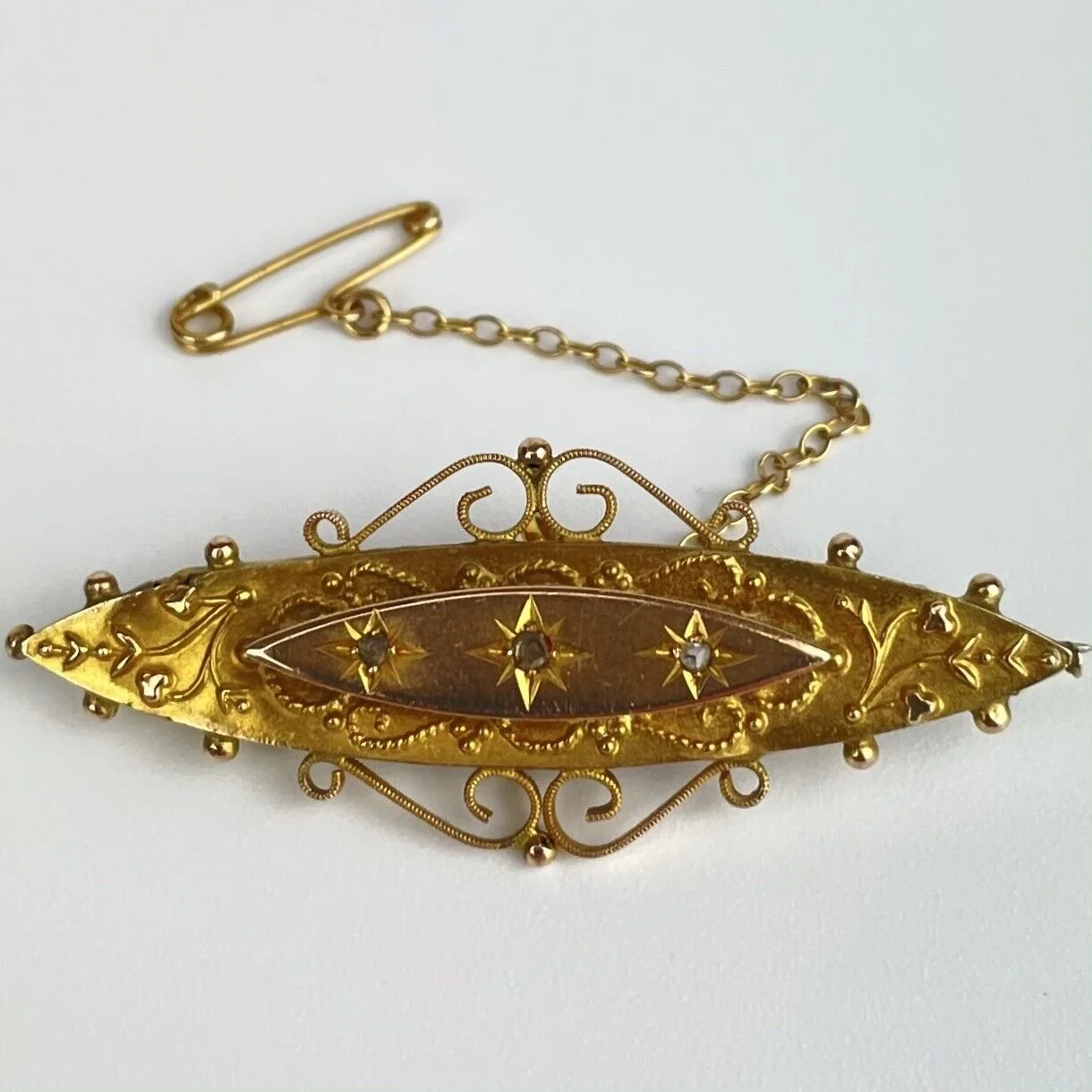 Antique 9ct Yellow Gold Rose Cut Diamond Chip Set Brooch Fine Detail 4.5cm