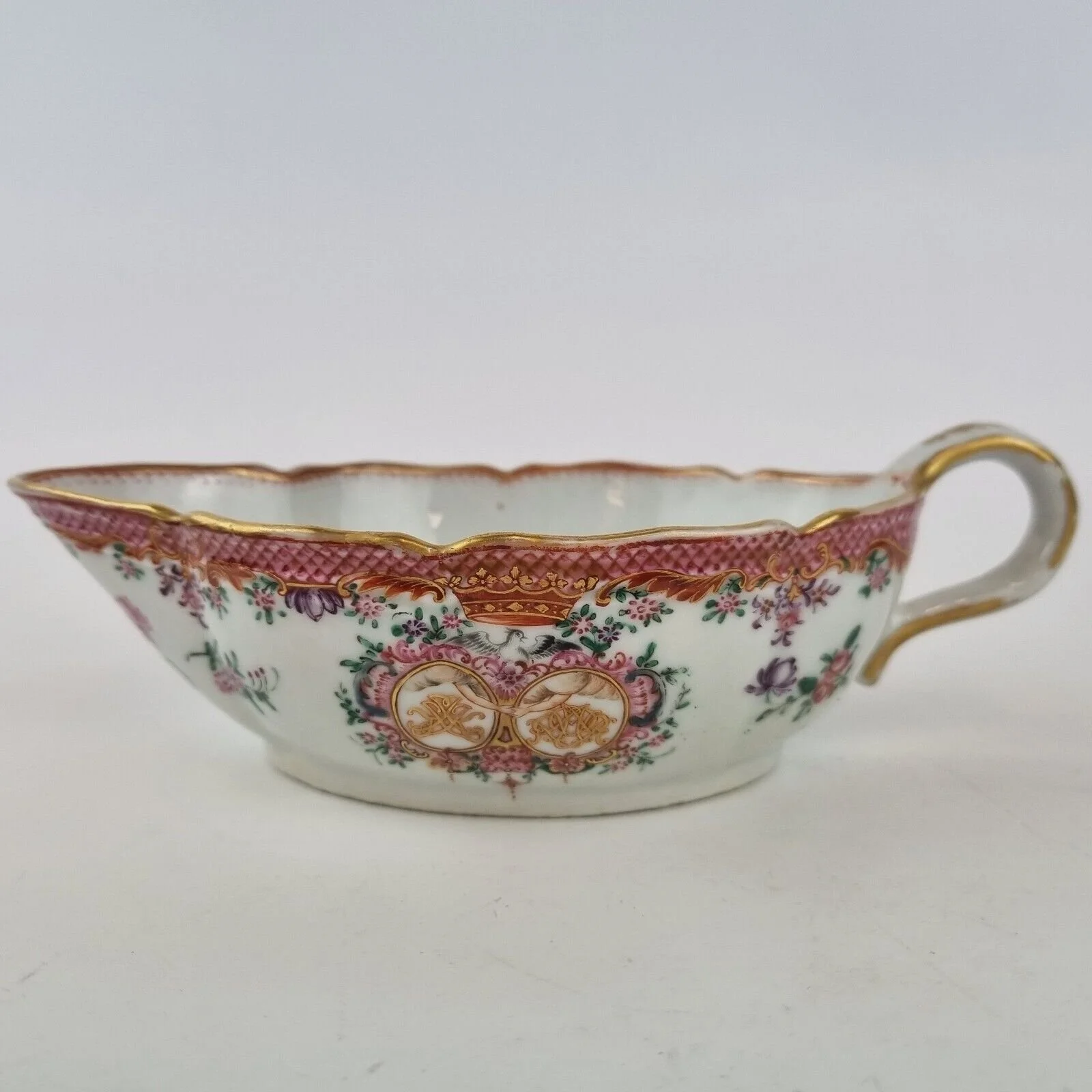 Antique 18th Century Chinese Famille Rose Gravy Boat Armorial Crest 19.5cm