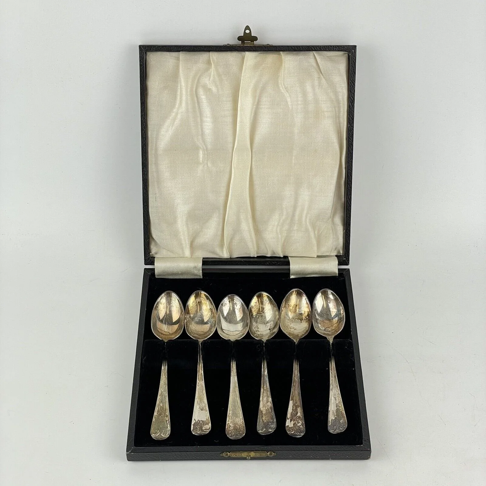 Cased Antique Set Of 6 Solid Silver 11.6cm Spoons William Hair Haseler 1927 87g
