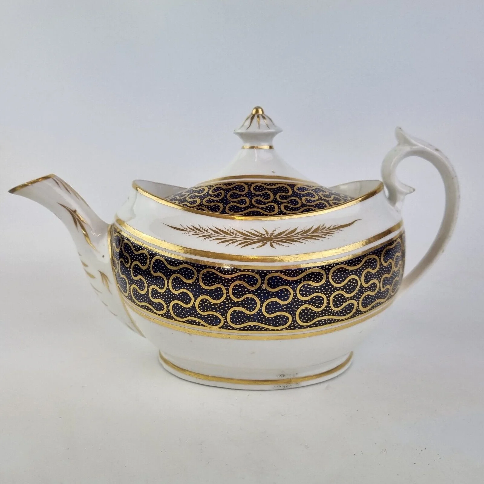Antique 19th Century Grainger Worcester Teapot Decorated With Blue & Gilt
