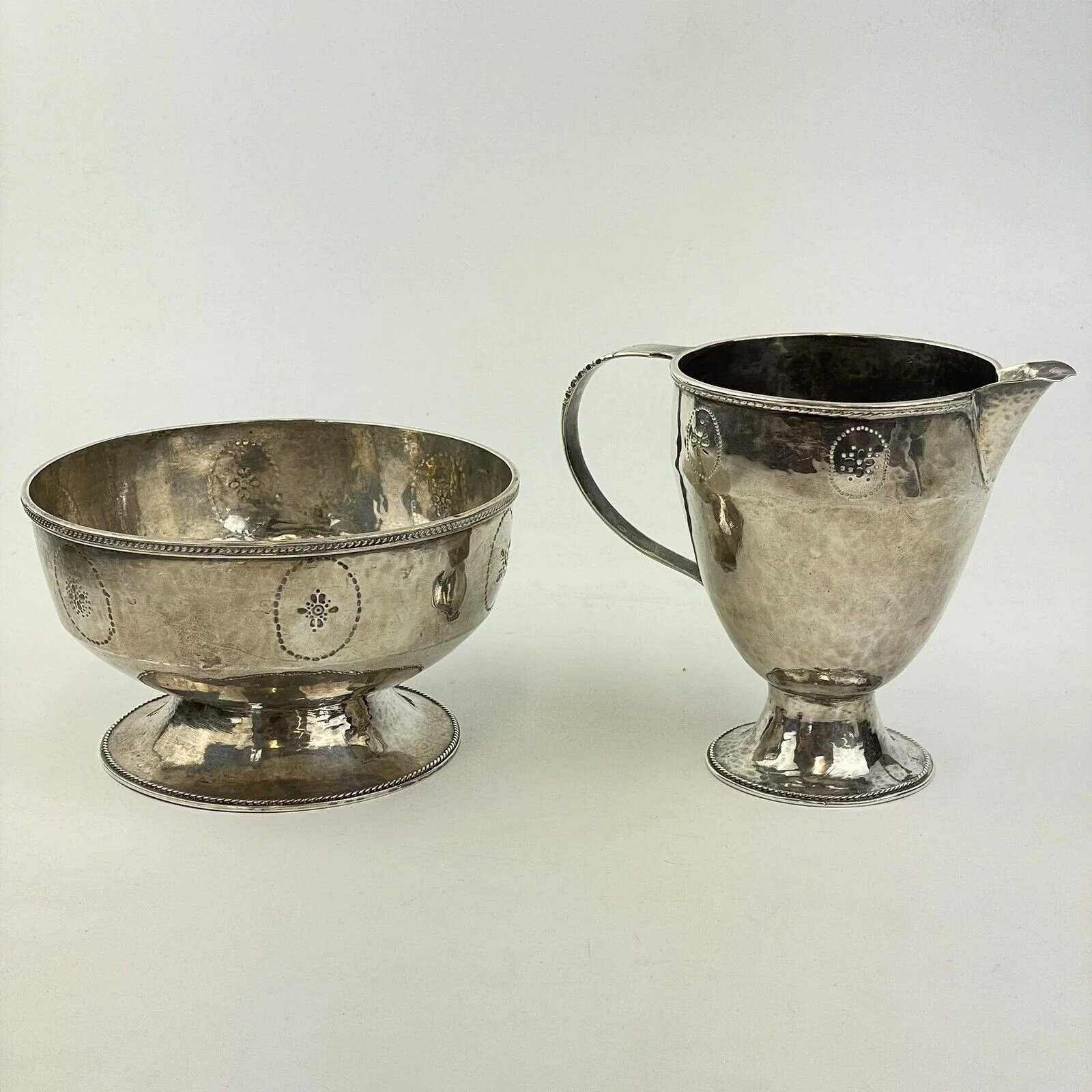 Antique Arts And Crafts Silver Tested Milk Jug & Sugar Bowl 379g