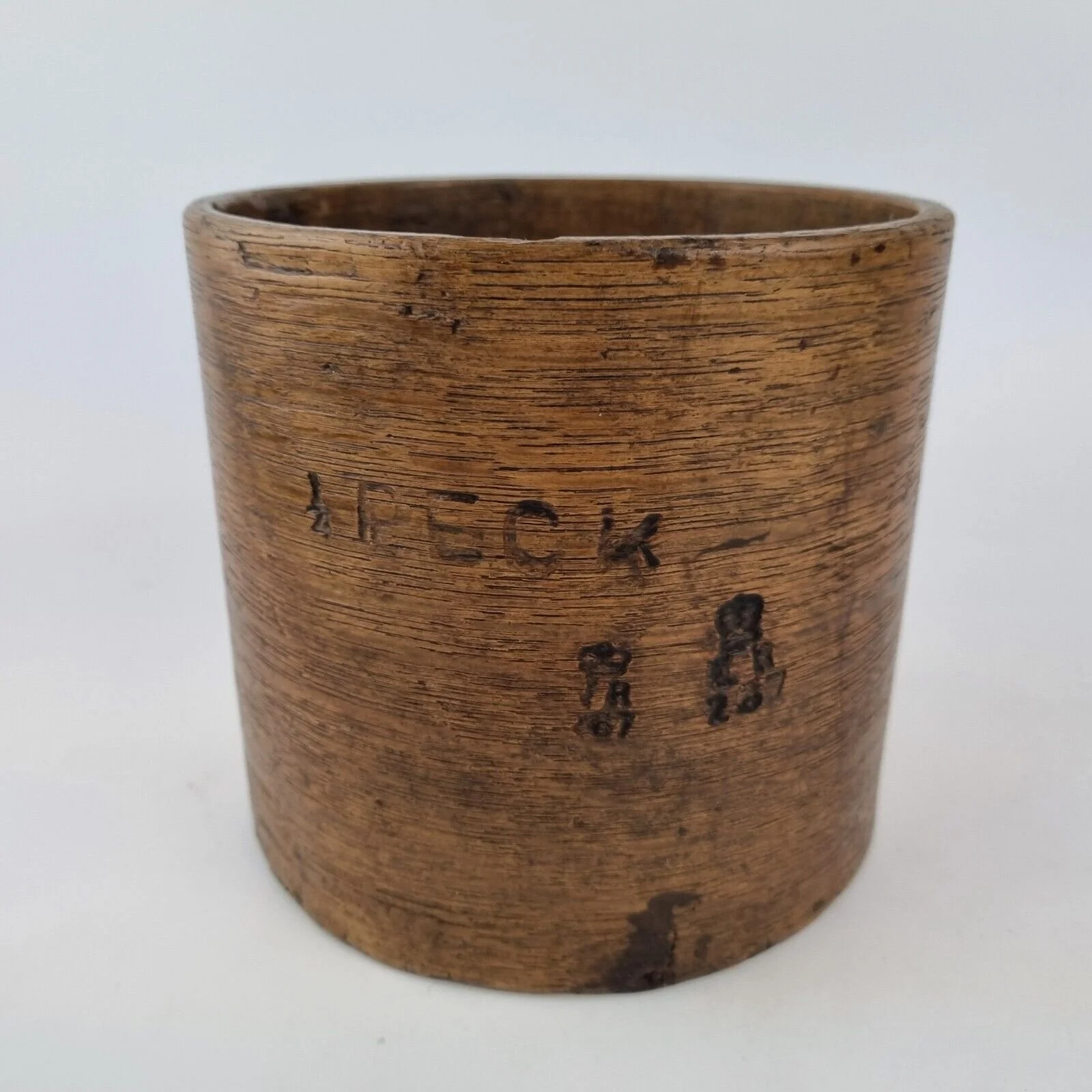 Antique 19th Century Wooden 1/4 Peck Grain Measure 14.5cm High With Duty Marks