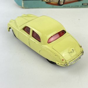 Miniature Corgi Toys 208 - Jaguar 2.4 L Saloon - Occasion
