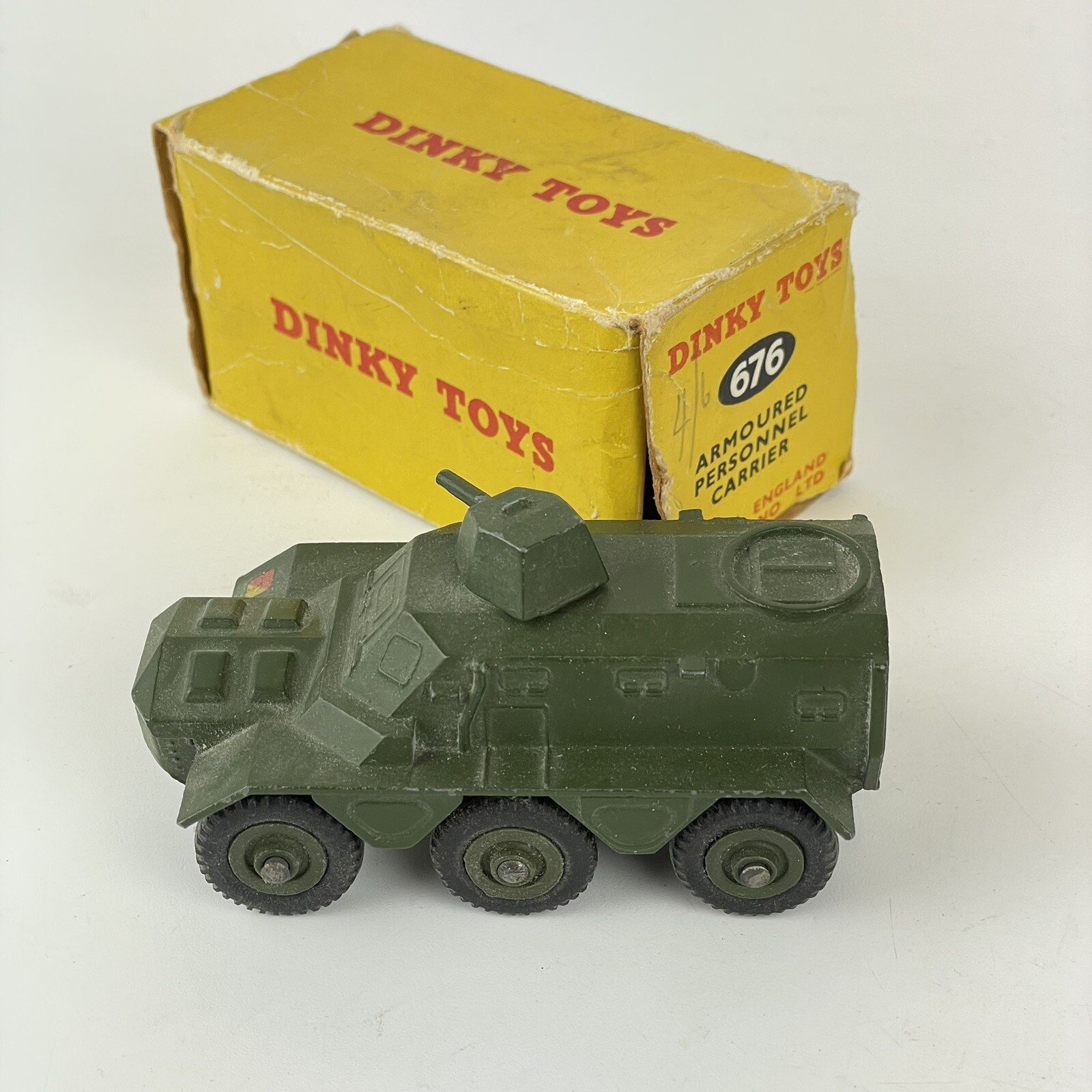 Vintage Boxed Dinky Toys No. 676 Armoured Personnel Carrier