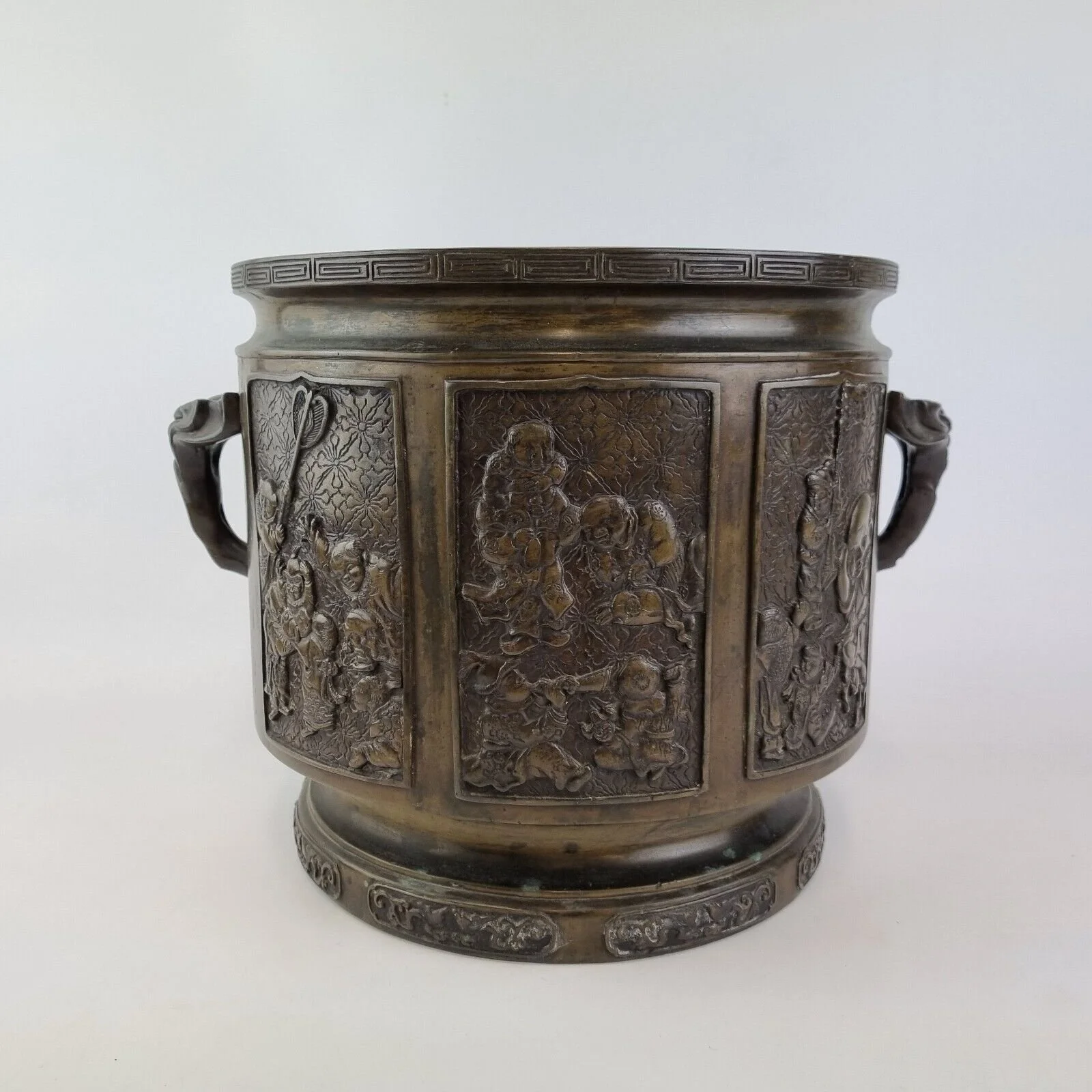 Vintage Japanese Bronze Jardiniere Decorated With Figural Panels 23.3cm High 5kg