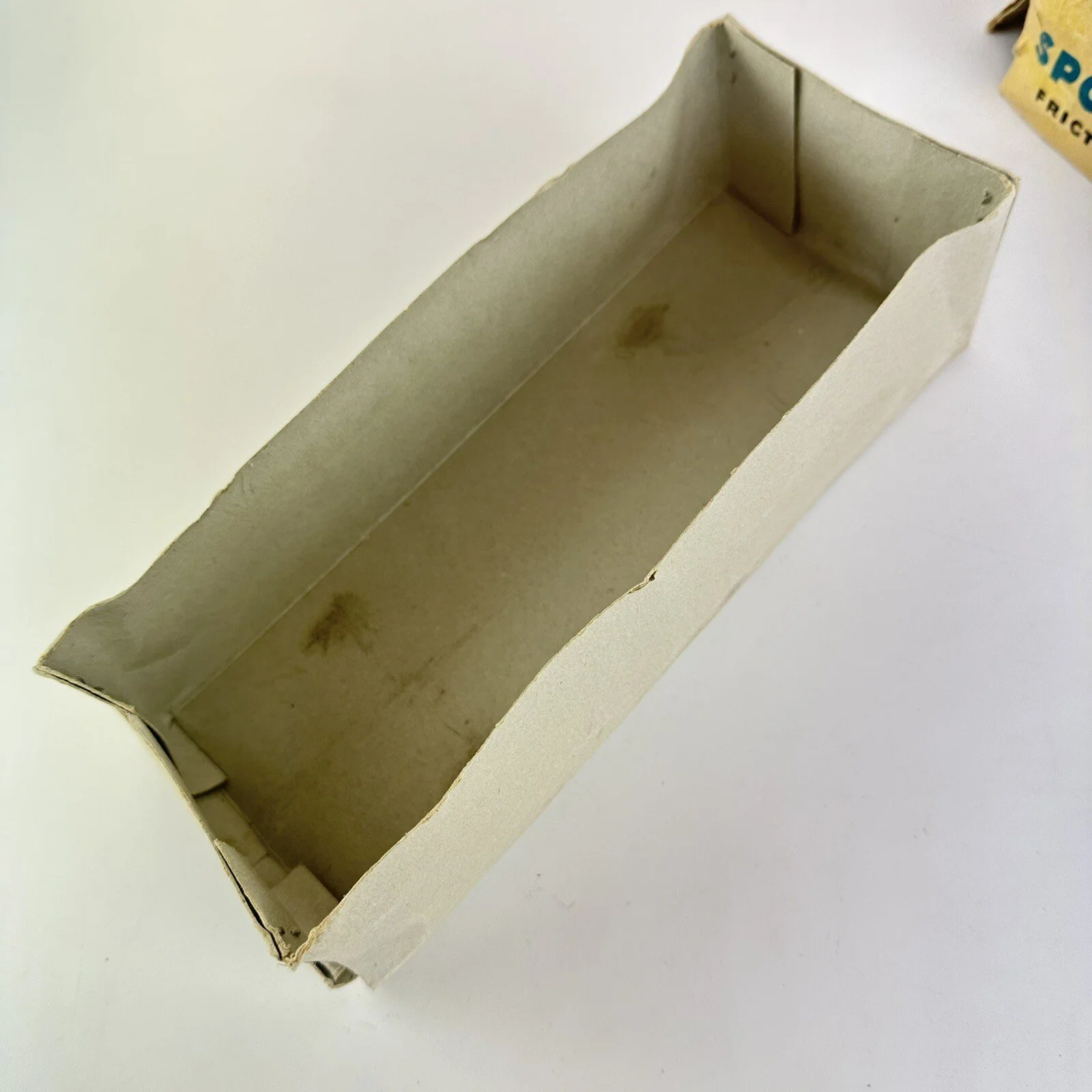 L.jpg