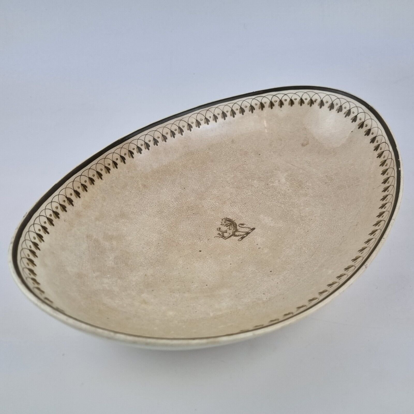 Antique 19thC Wedgwood Creamware Serving Bowl Armorial Crest 27cm #1