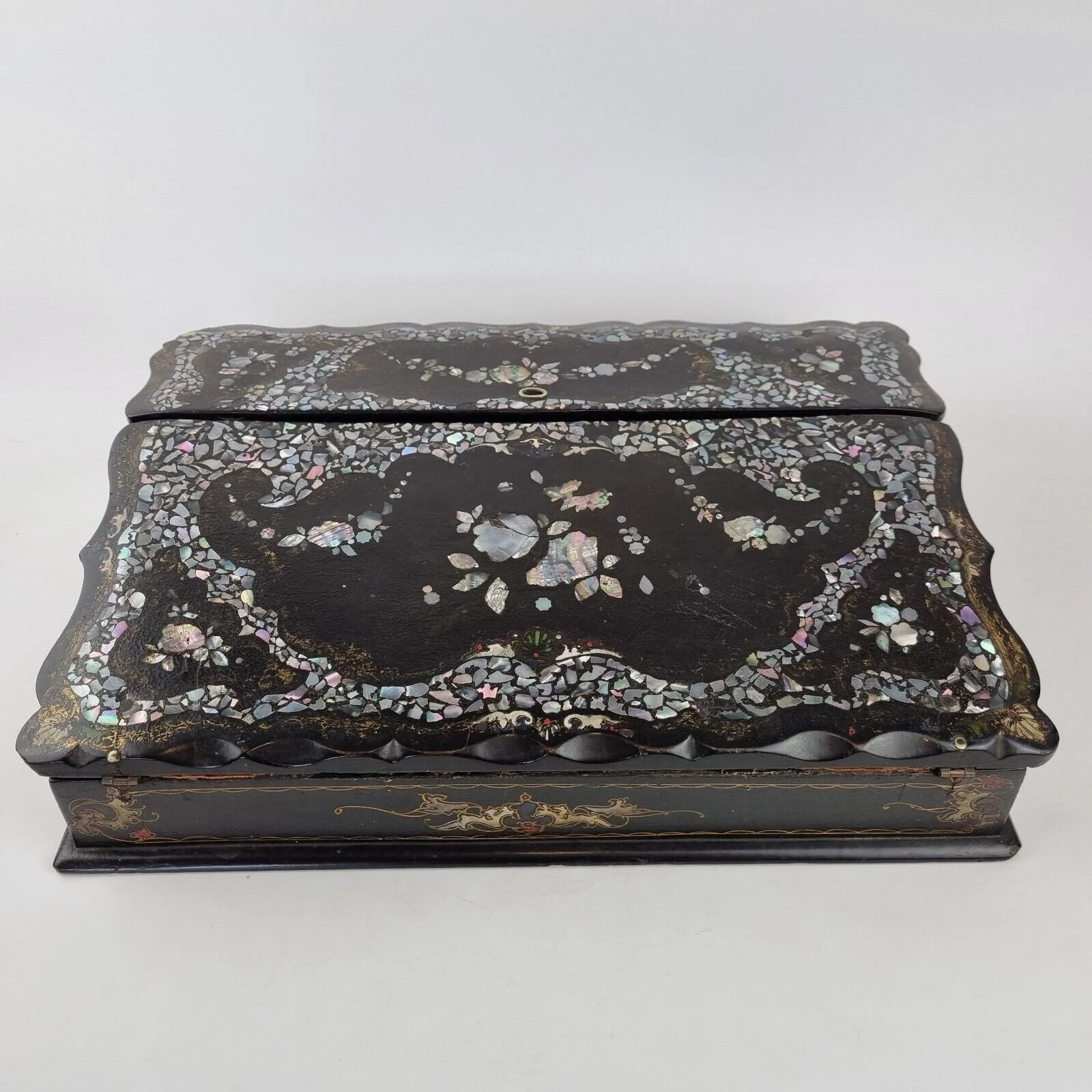 Antique 19th Century Papier Mache Writing Slope With Mother Of Pearl Inlay